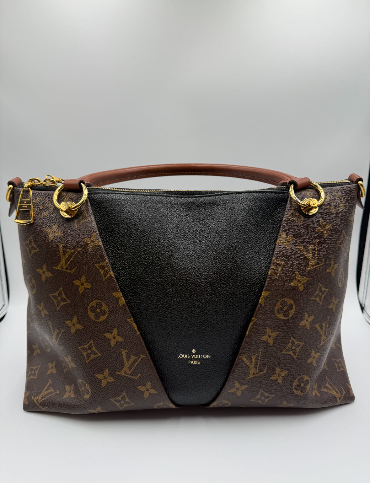 Monogram V Tote MM Black