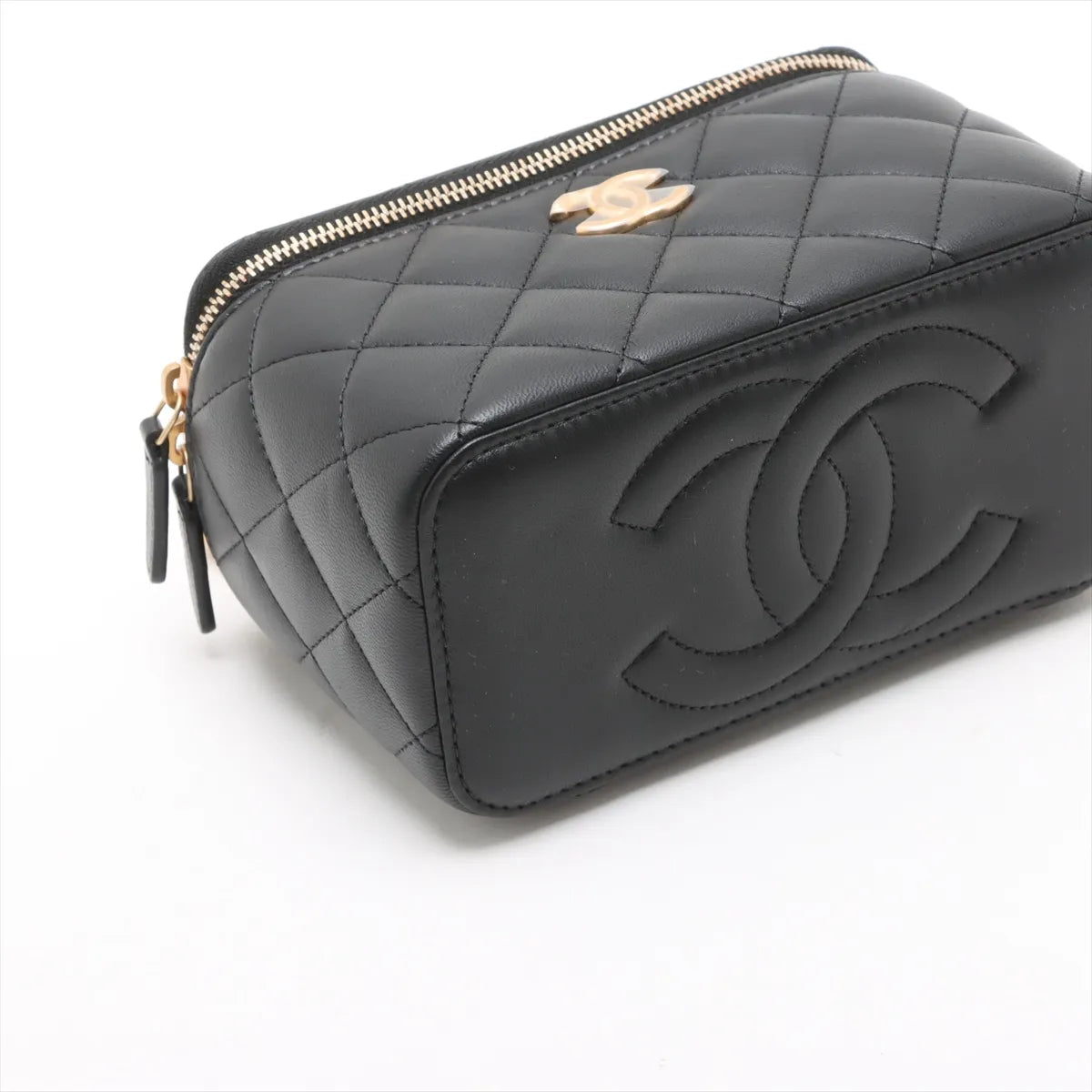 Chanel Matelasse Lambskin Chain Shoulder Bag Vanity Black