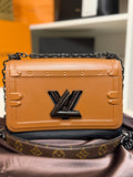 Louis Vuitton MM Twist