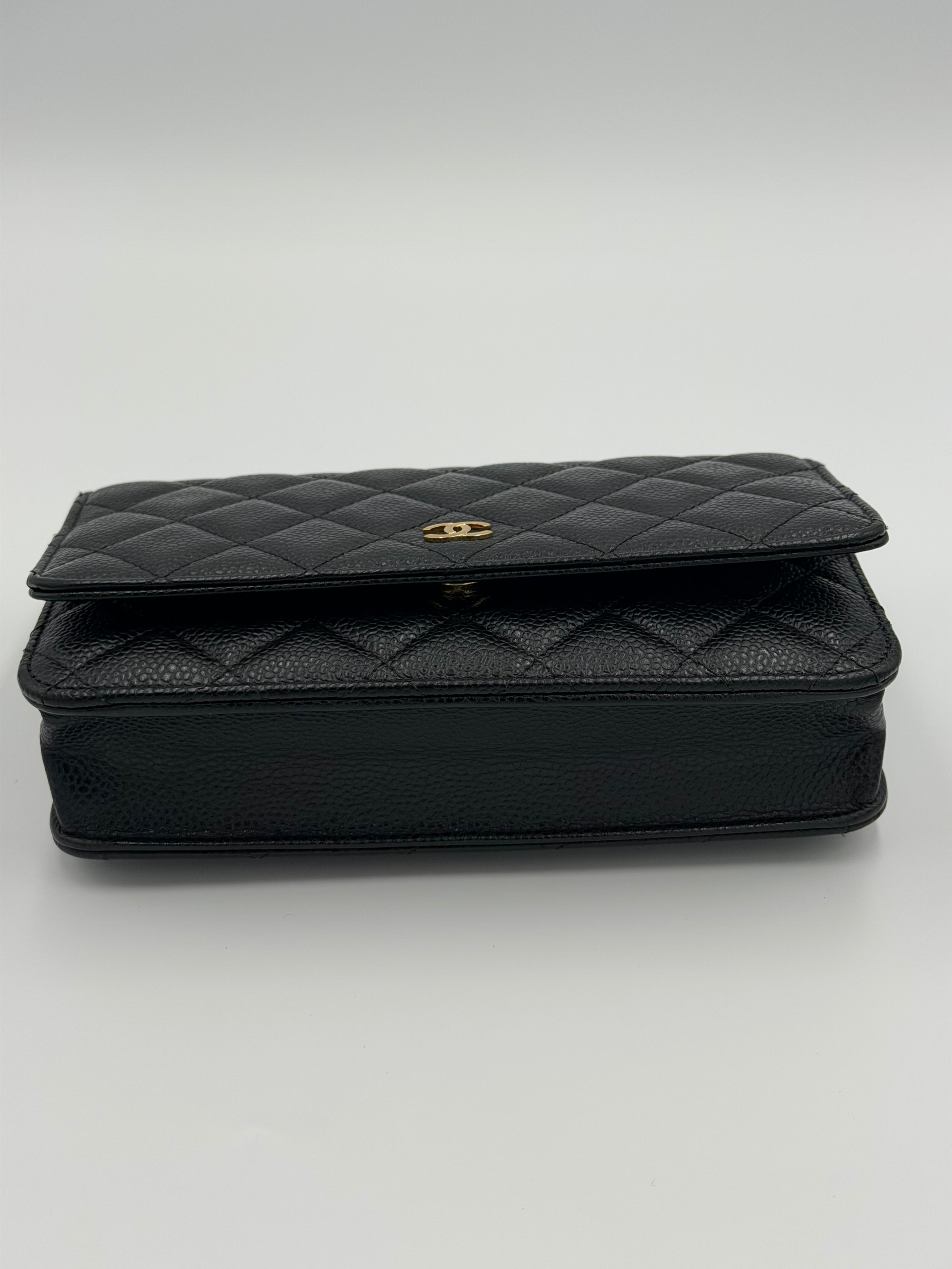 Chanel Caviar Wallet on Chain