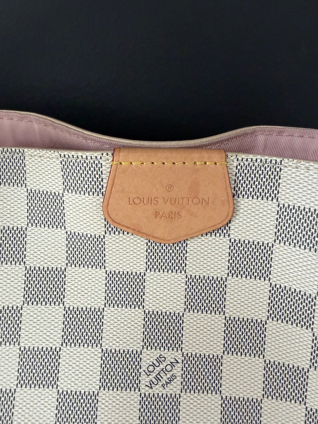 Louis Vuitton Graceful