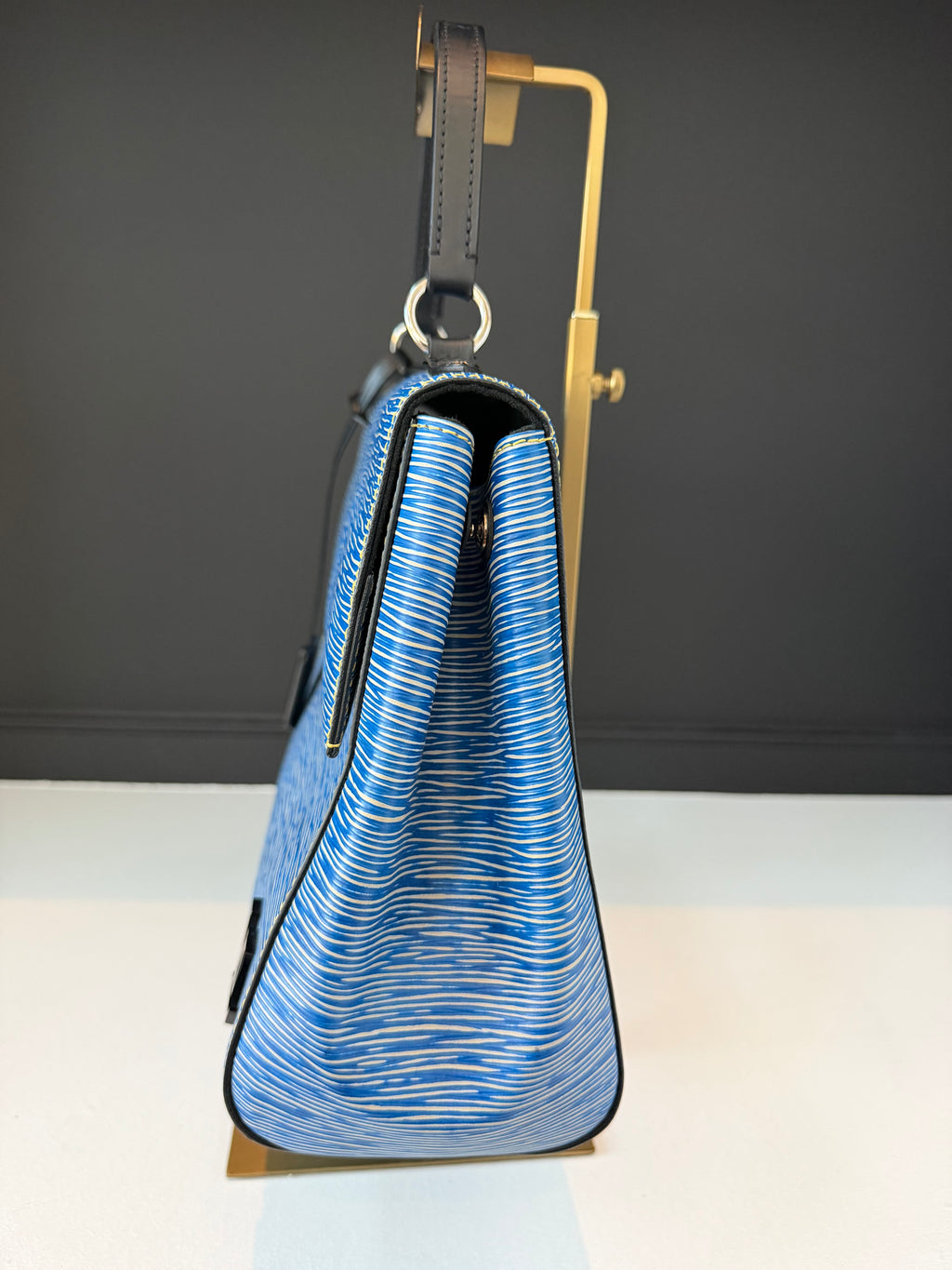 Louis Vuitton Epi Cluny