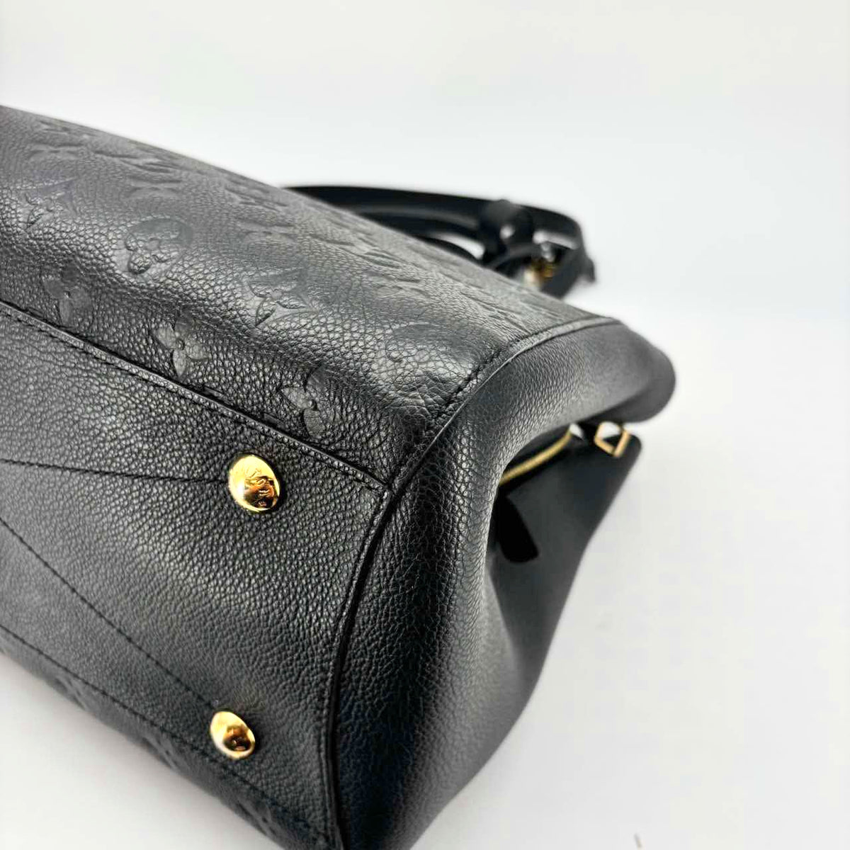 Louis Vuitton Montaigne Black