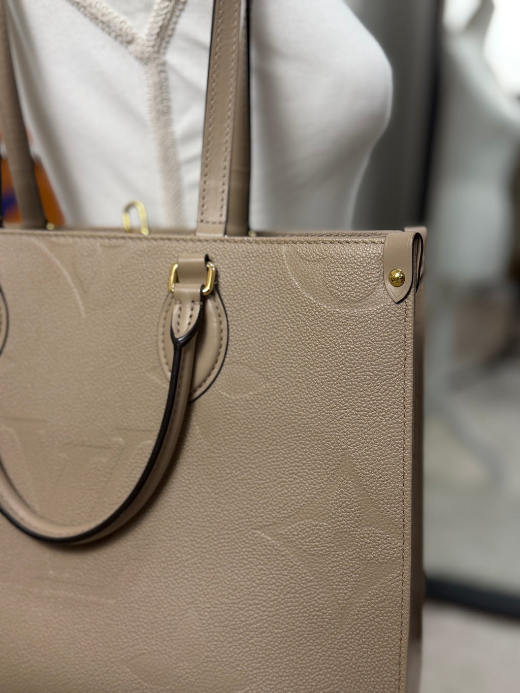 Louis Vuitton On The Go MM