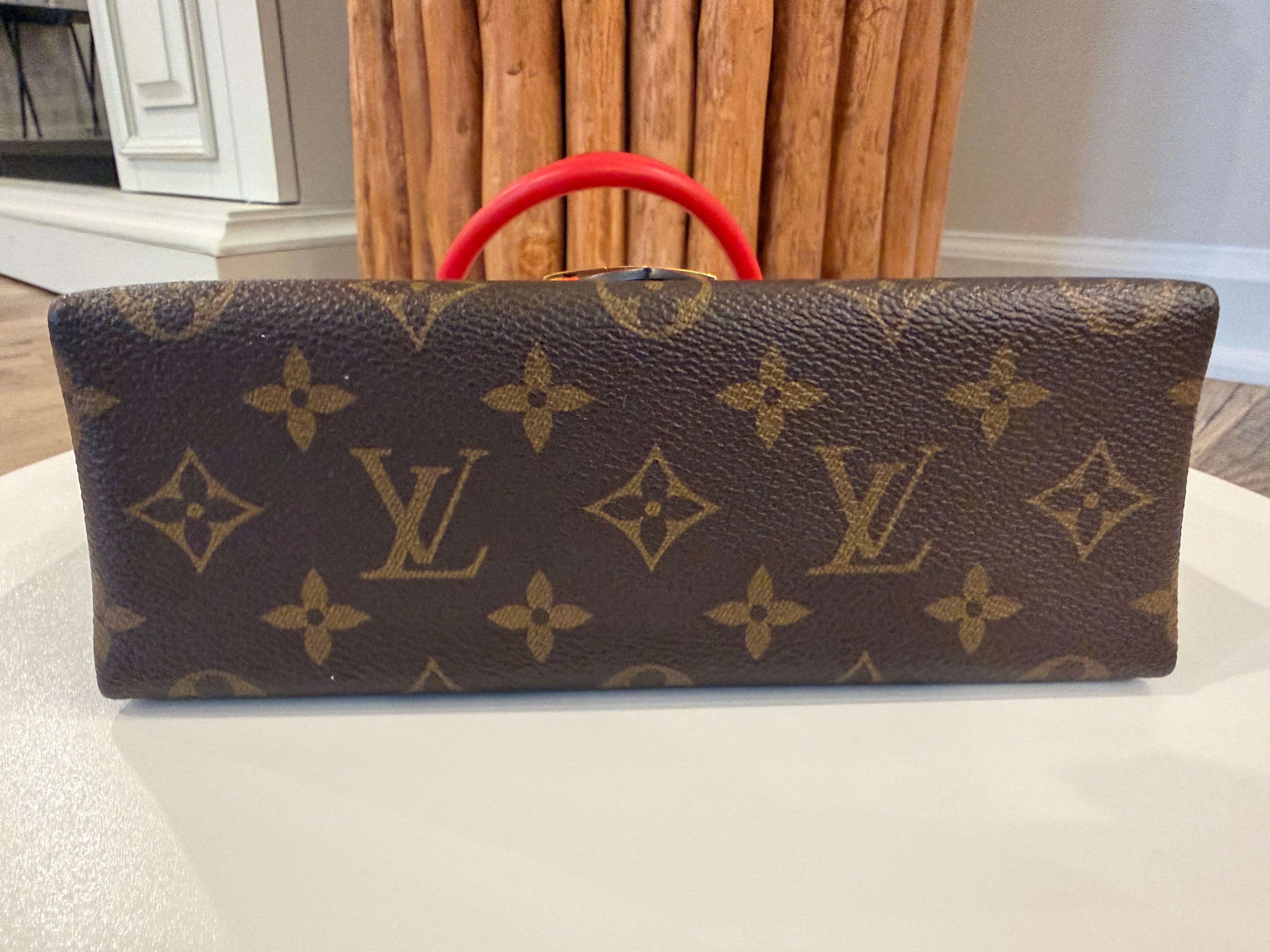 Louis Vuitton Red Locky
