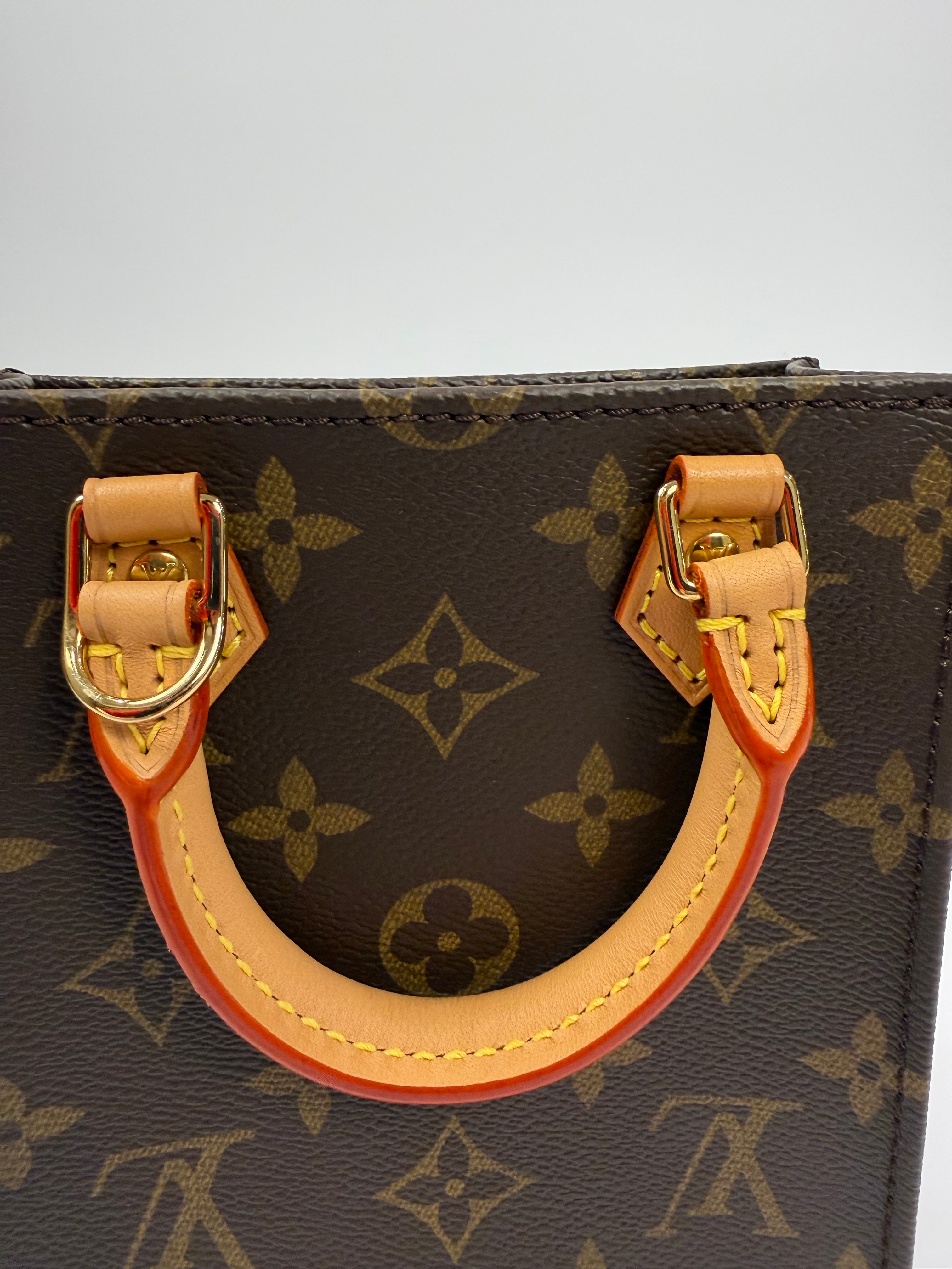 Louis Vuitton Sac Plat