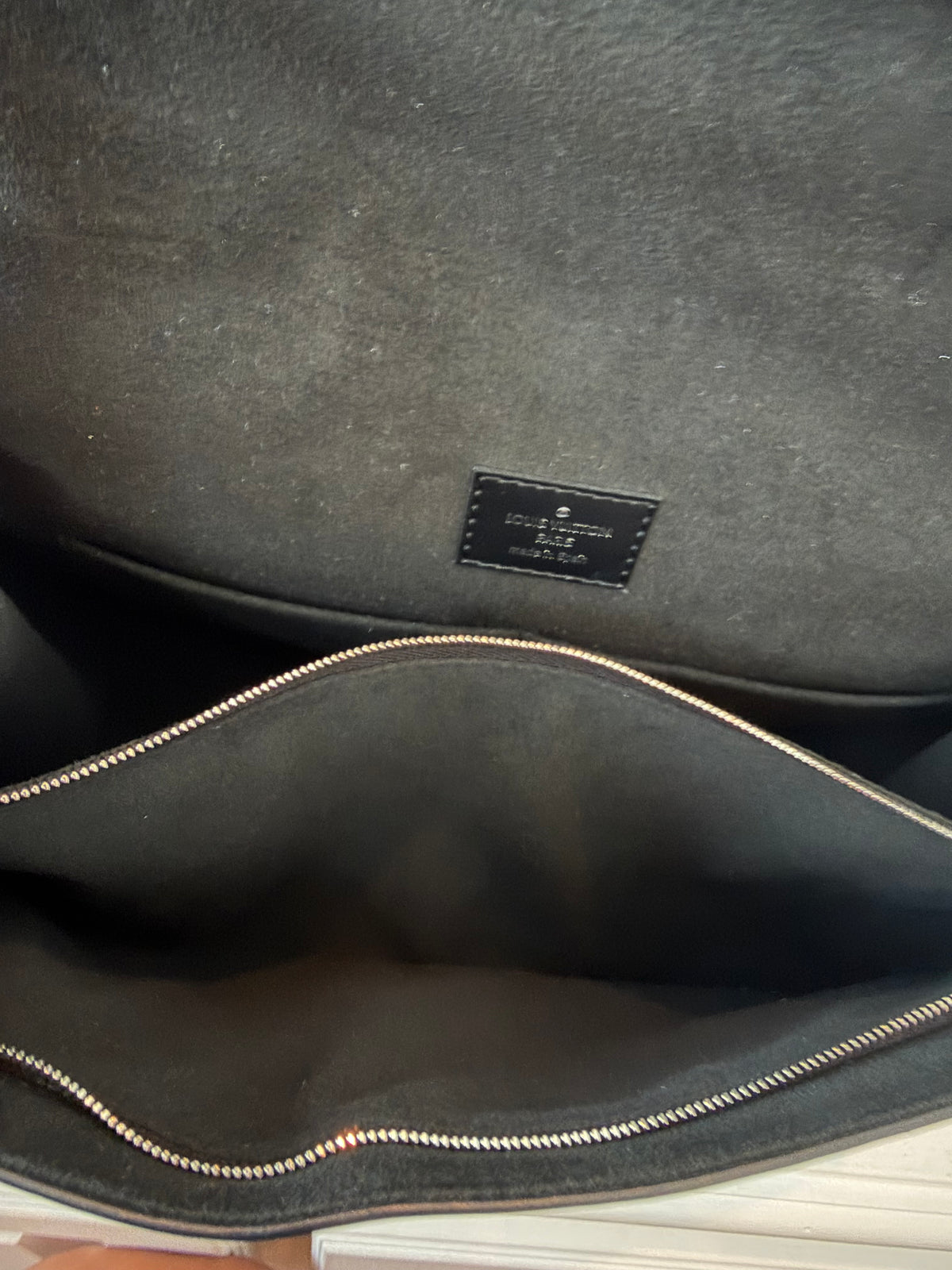 Louis Vuitton Epi Cluny