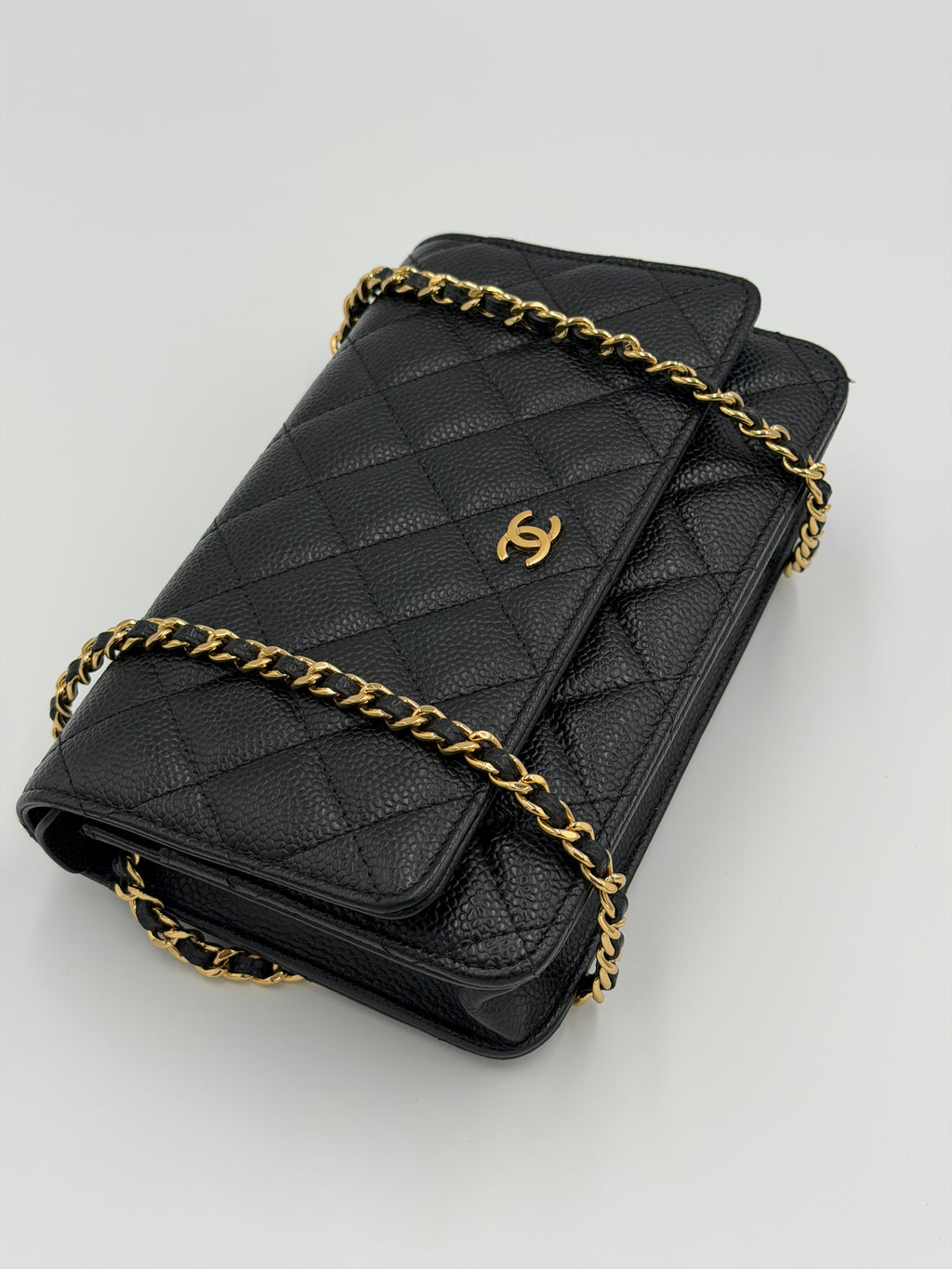 Chanel Caviar Wallet on Chain