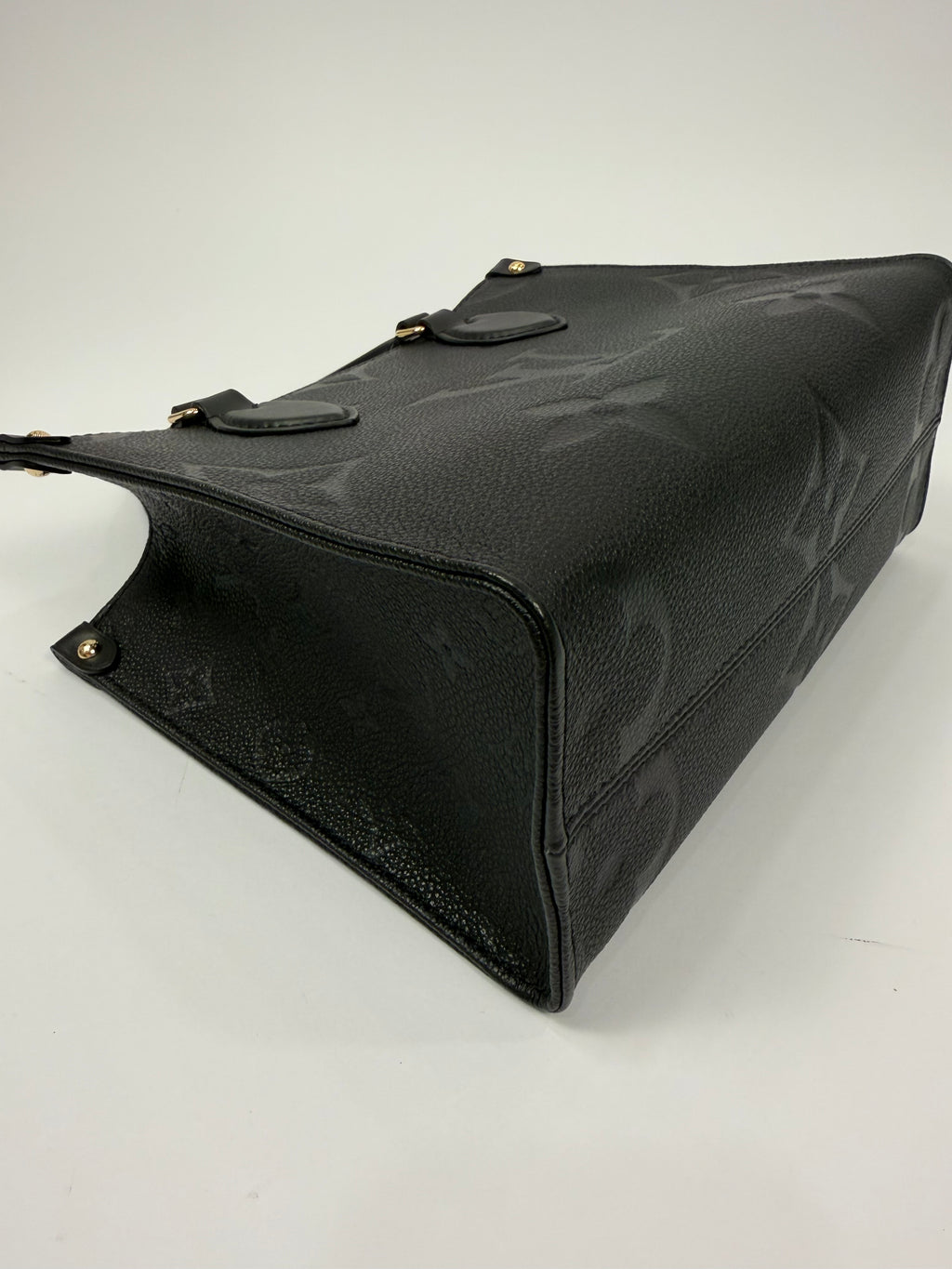 Louis Vuitton On The Go PM