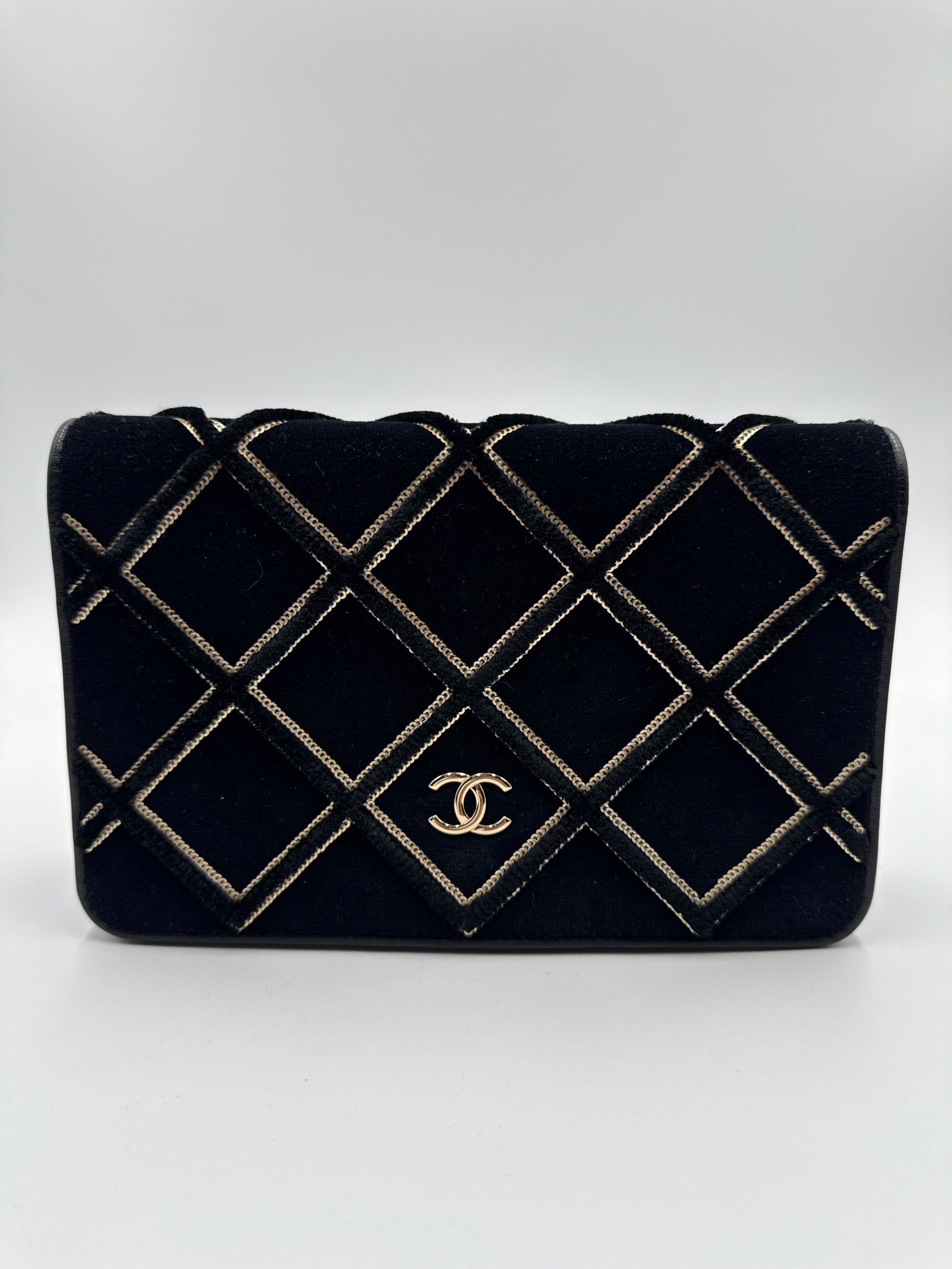 Chanel Velvet WOC