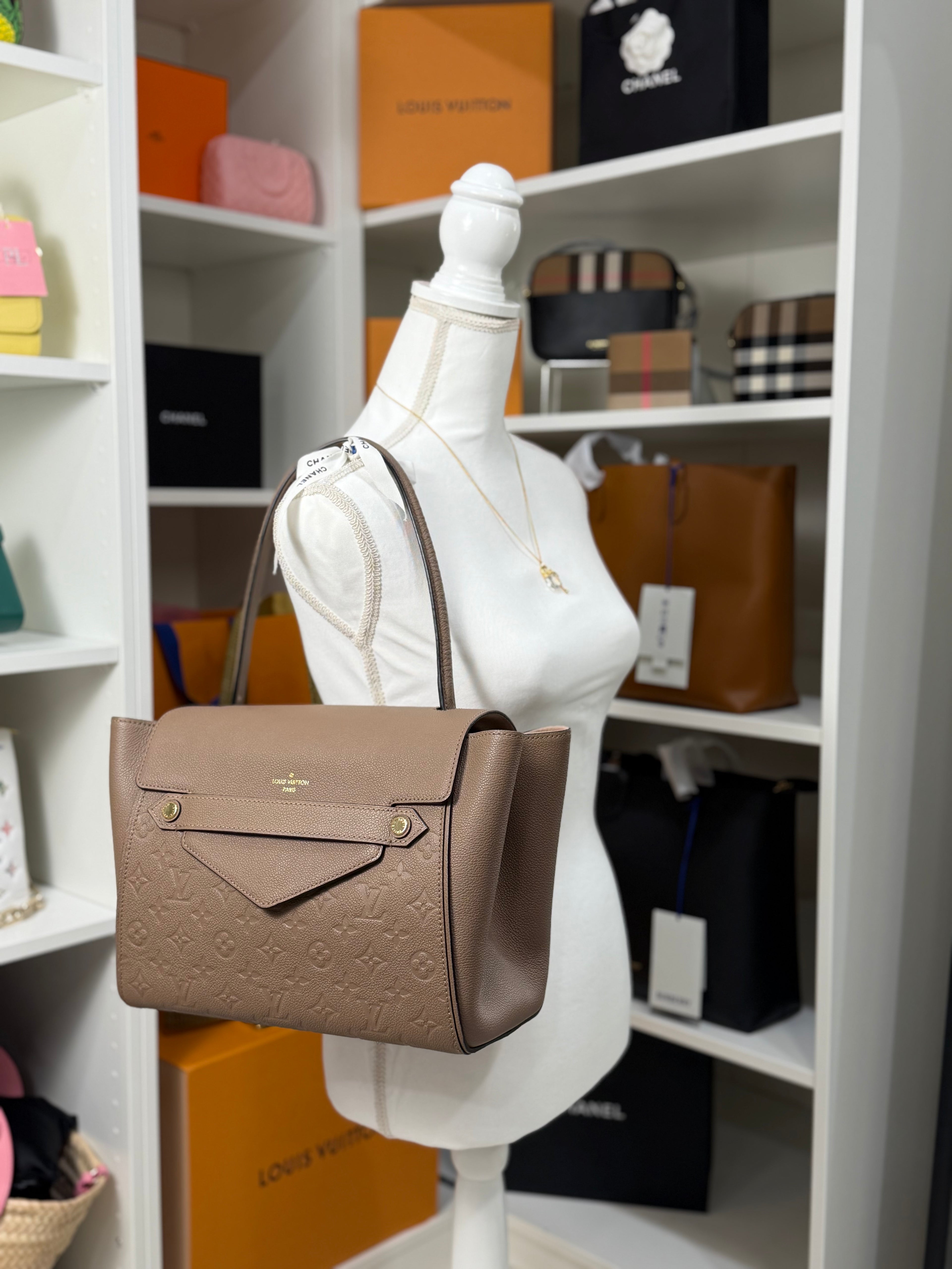 Louis Vuitton Shoulder Bag