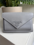 Prada Wallet on Chain
