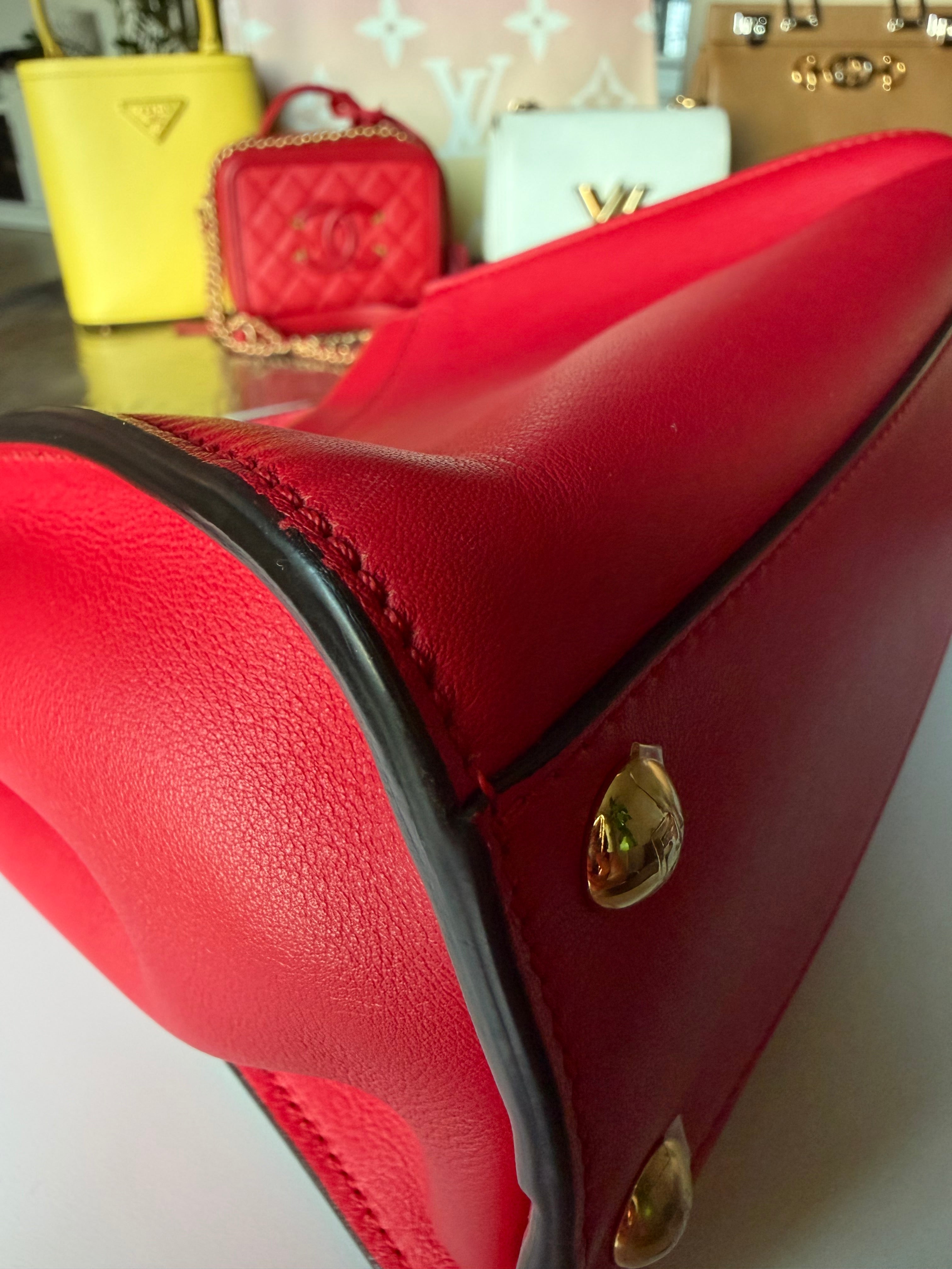 Fendi Peekaboo Red