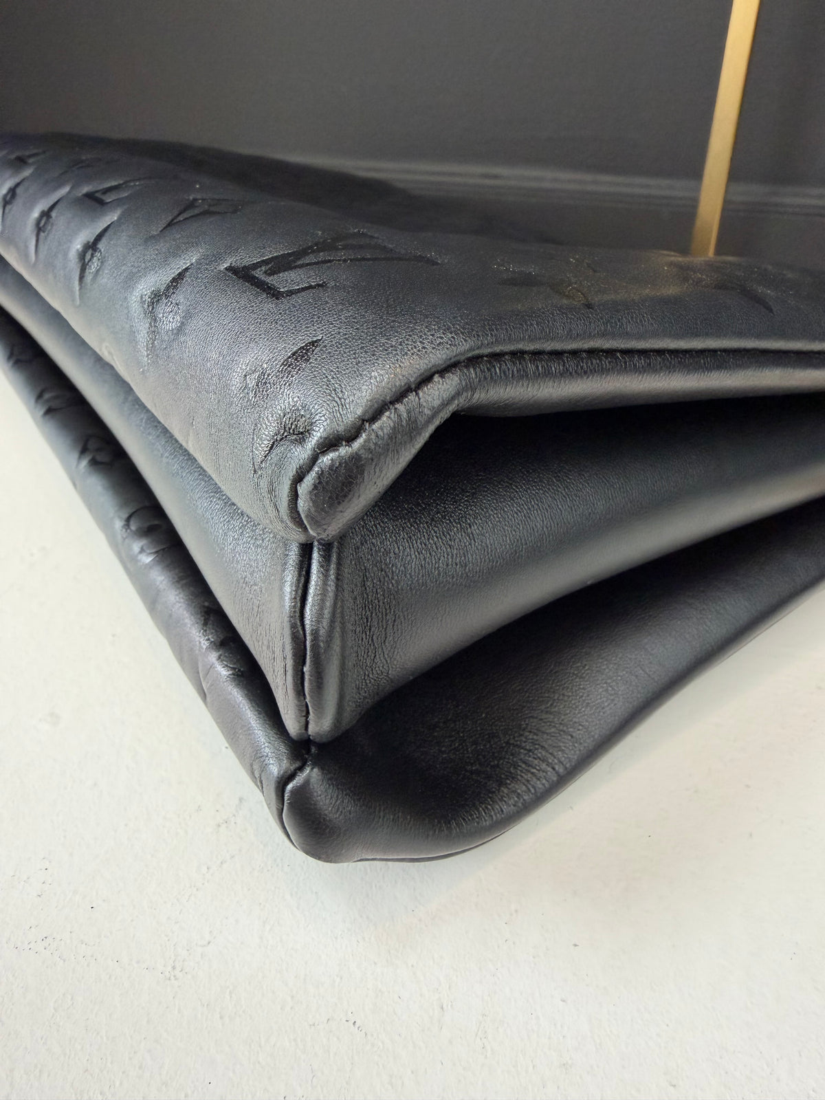 Louis Vuitton Coussin MM
