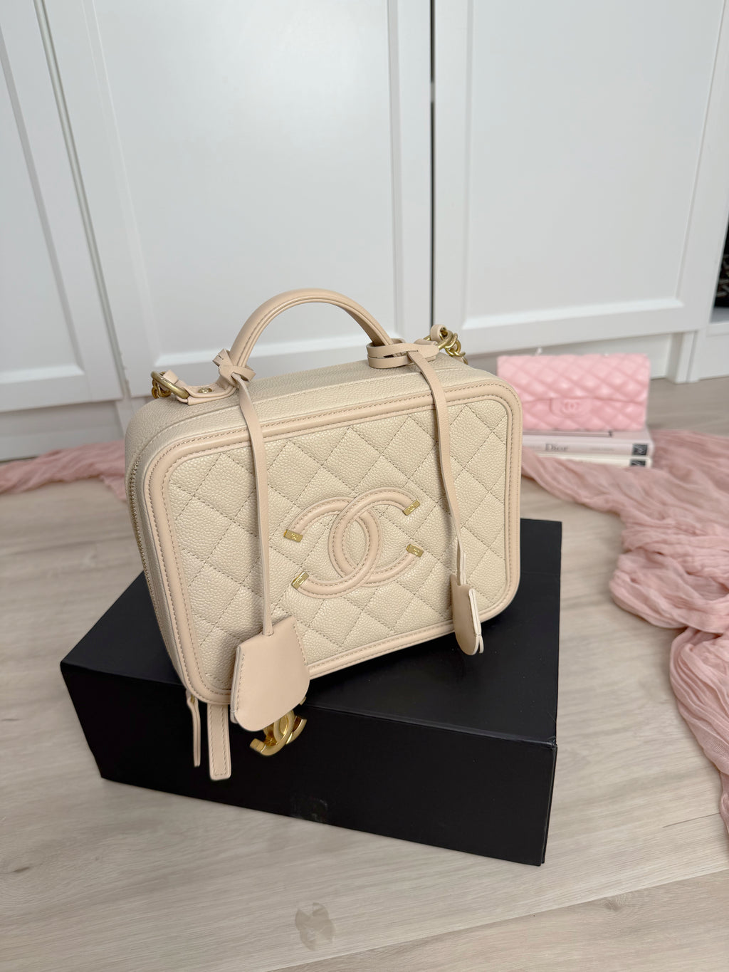 Chanel Caviar Medium Vanity