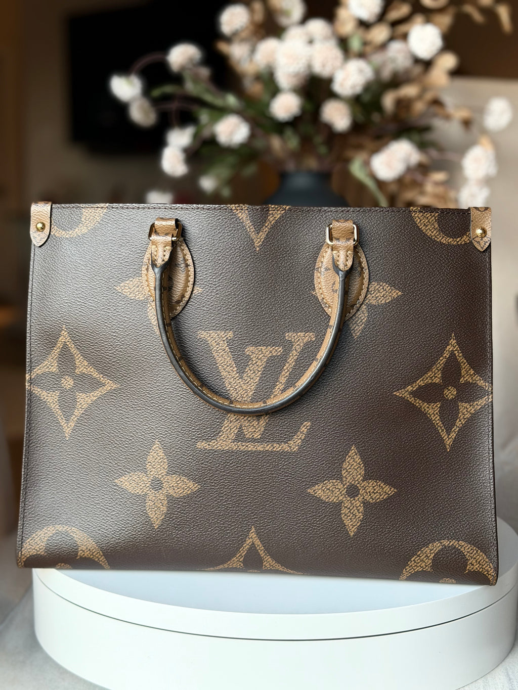 Louis Vuitton Reverse OTG MM