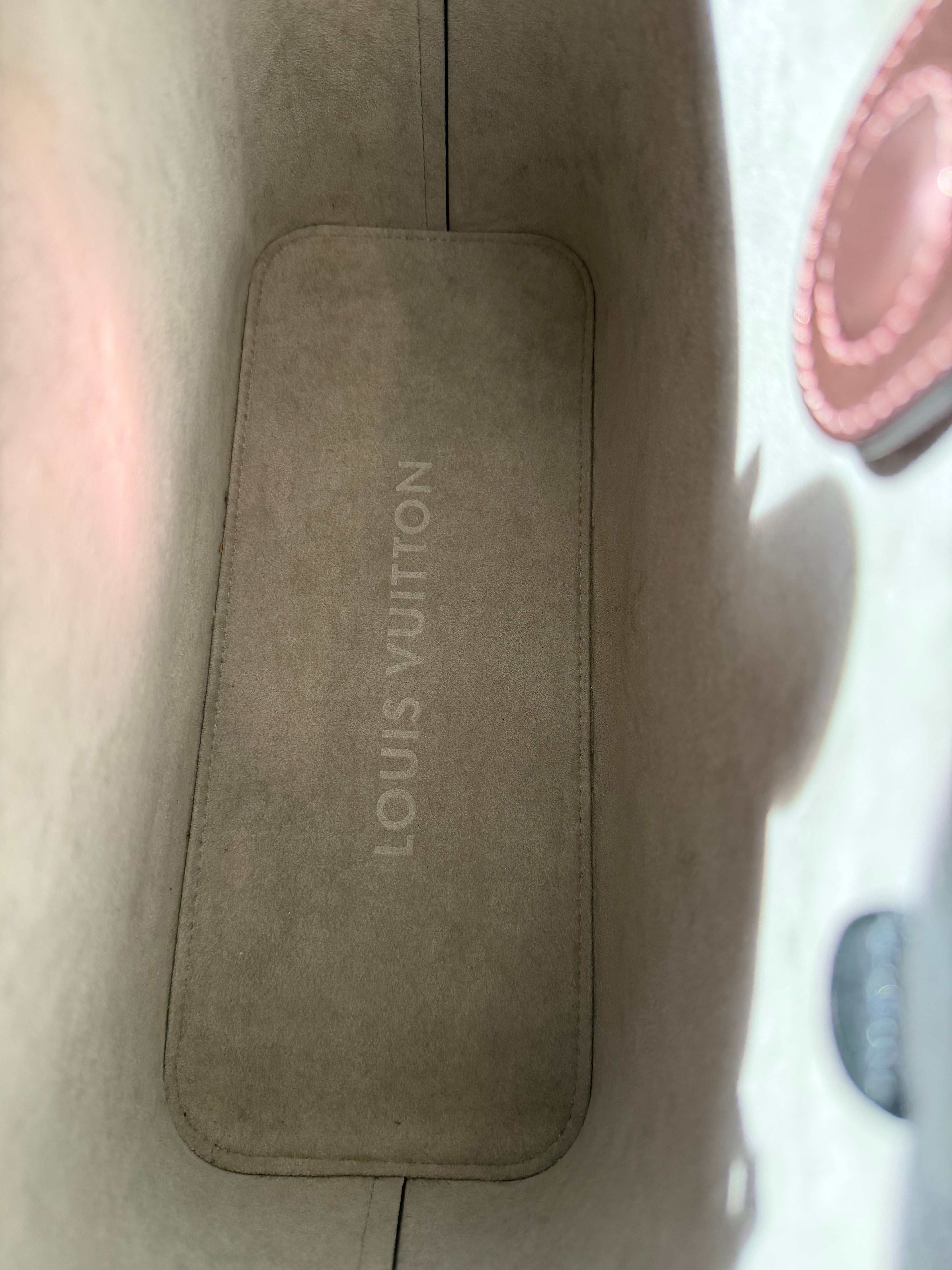 Louis Vuitton Tote