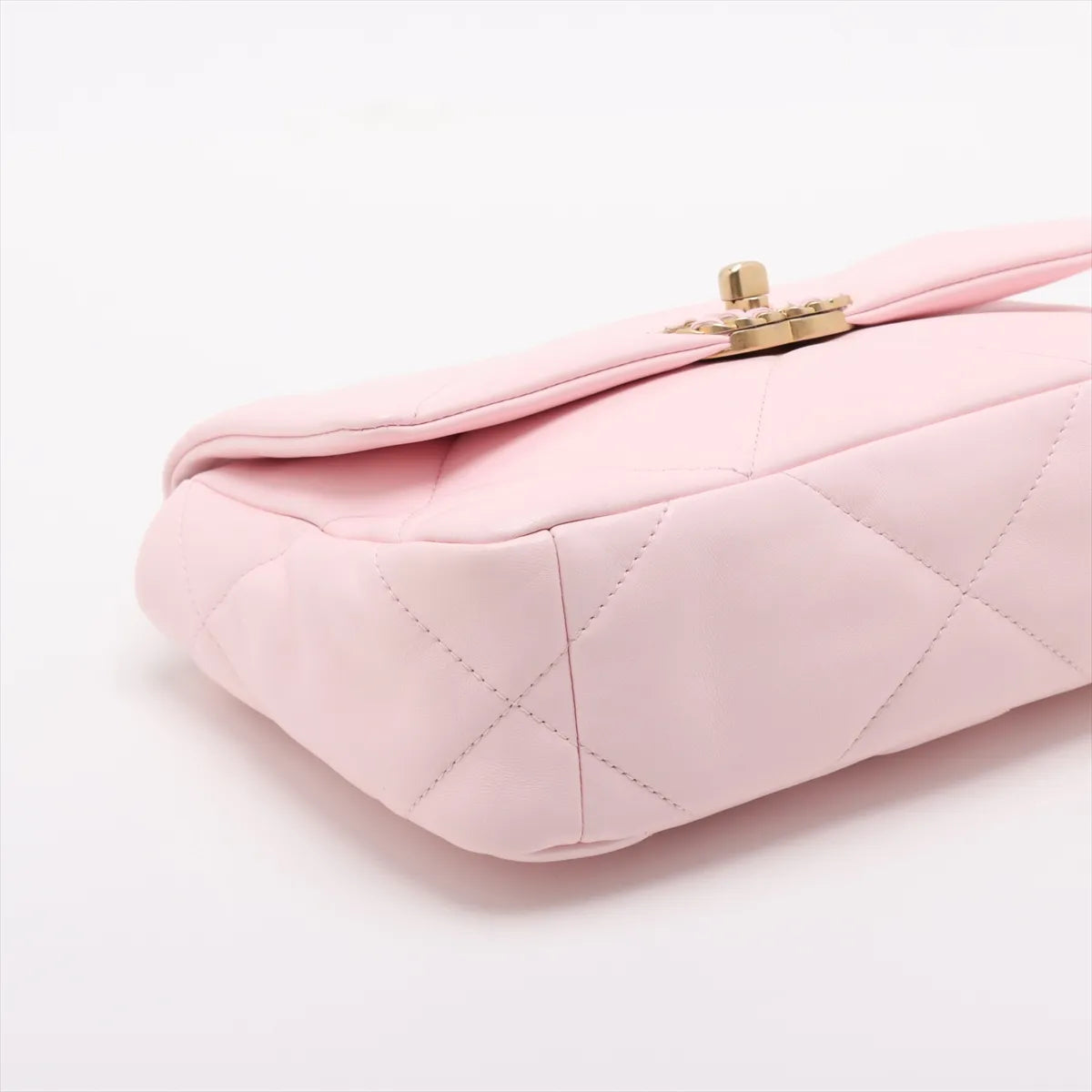 Chanel 19 Baby Pink