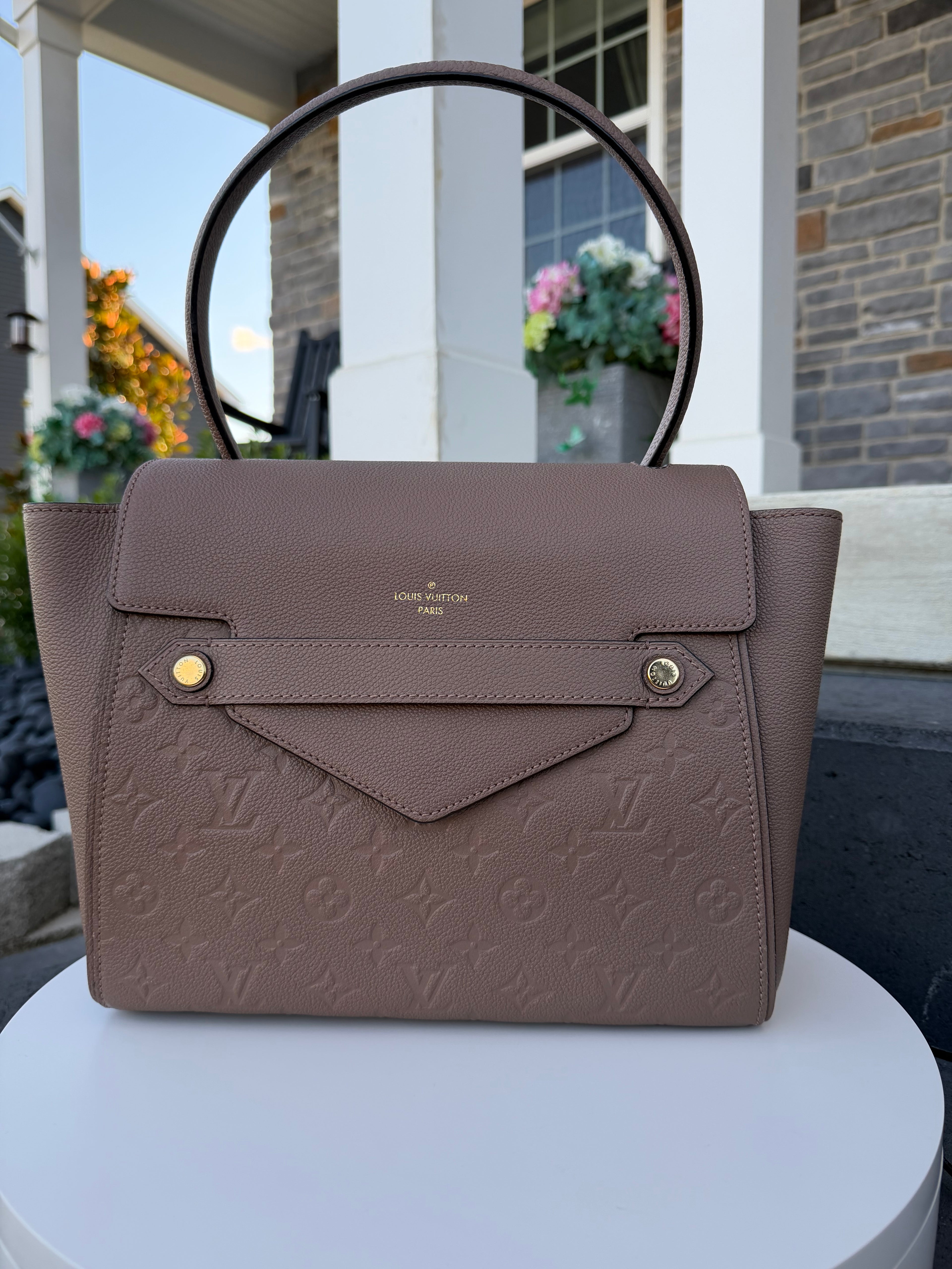 Louis Vuitton Shoulder Bag
