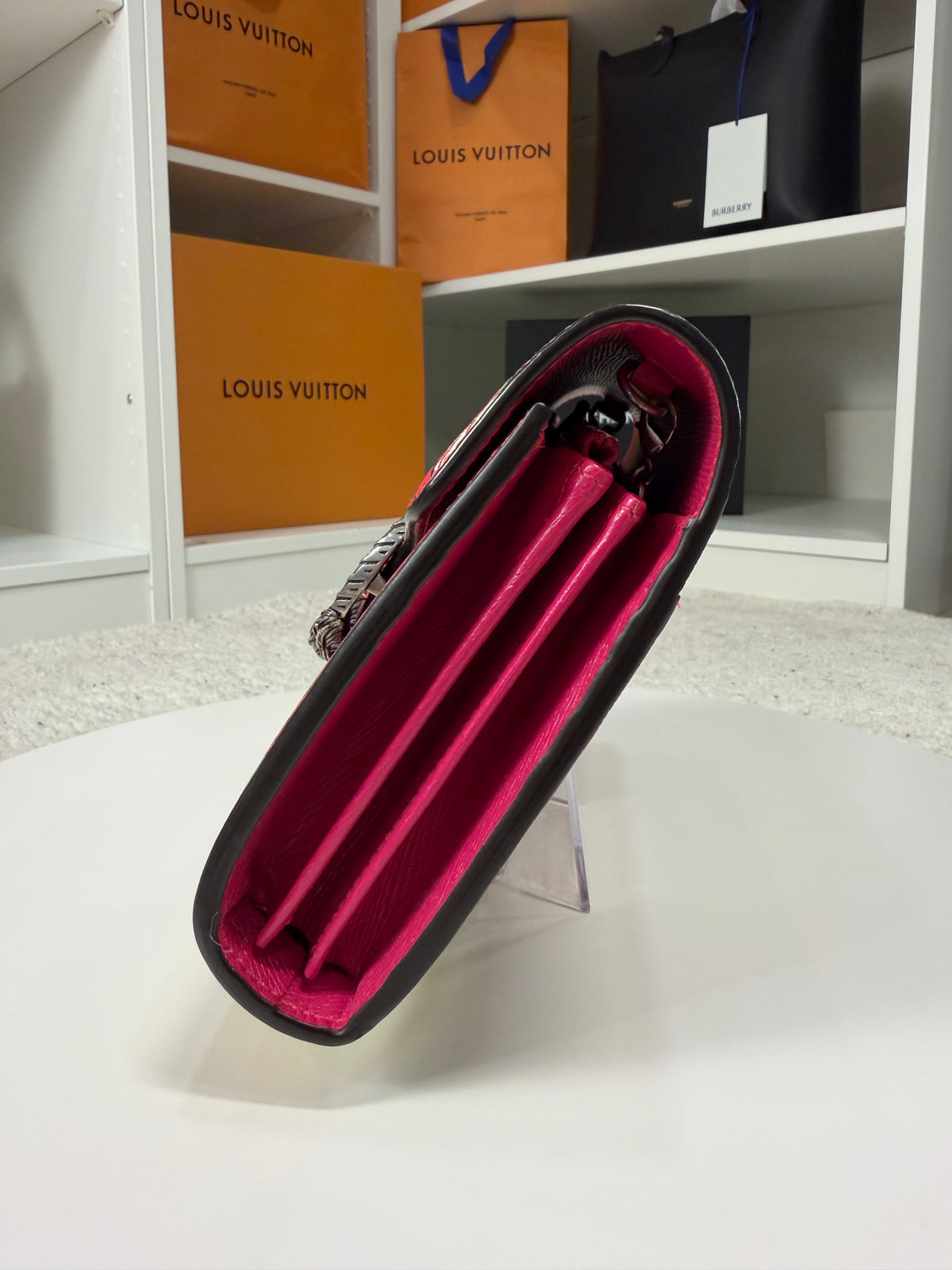 Gucci Kendra Scott WOC