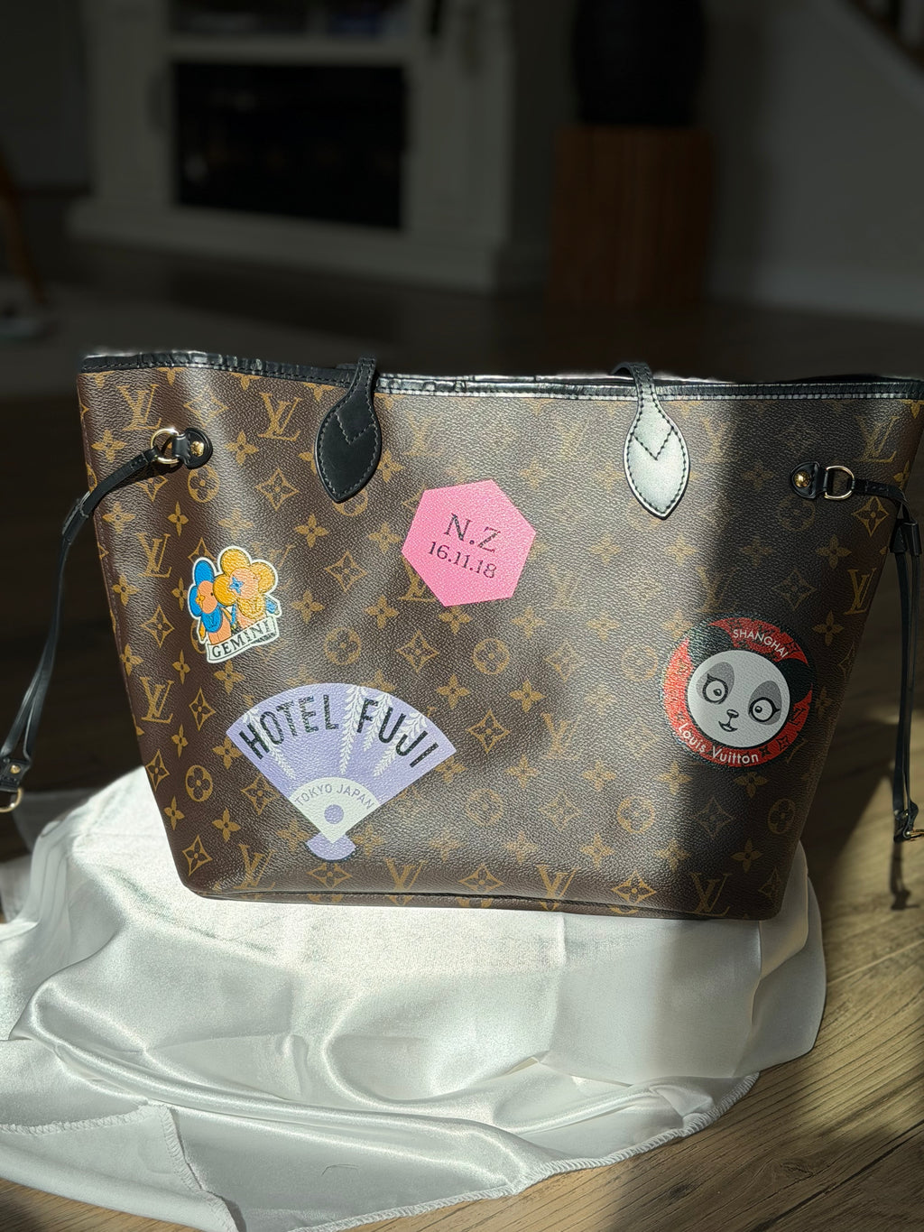Louis Vuitton Neverfull Limited MM