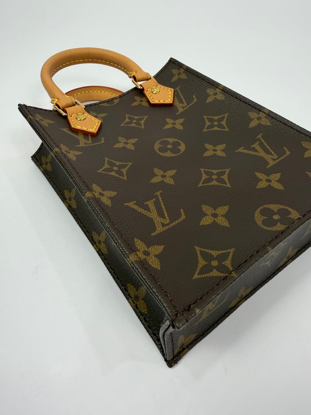 Louis Vuitton Sac Plat