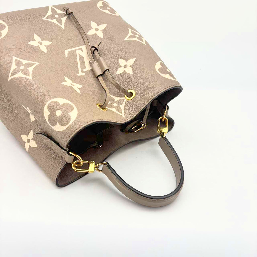 Louis Vuitton Neo Noe MM