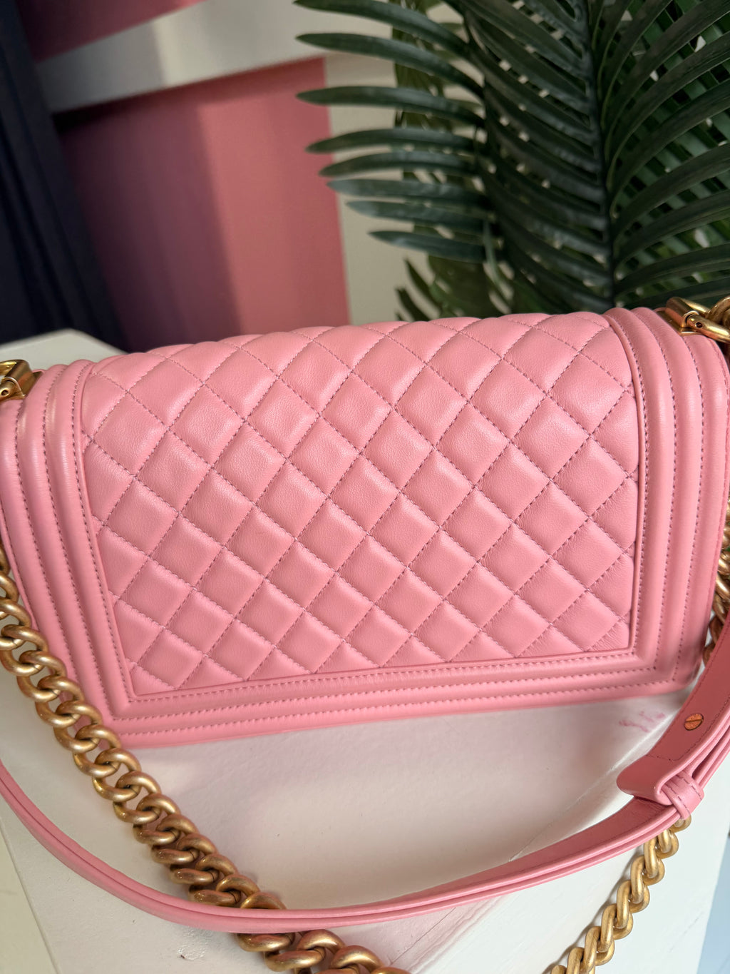 Chanel Boy Bag Medium Pink