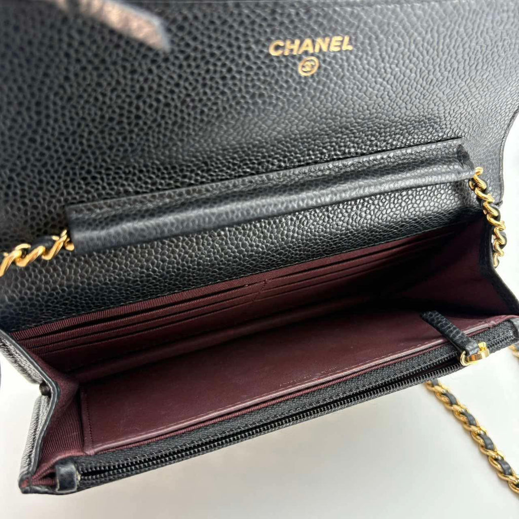 Chanel Caviar WOC
