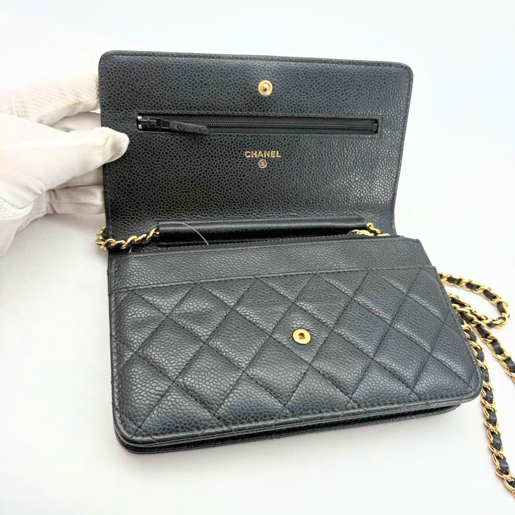 Chanel Caviar WOC