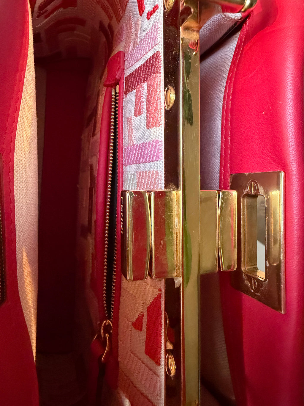 Fendi Peekaboo Red