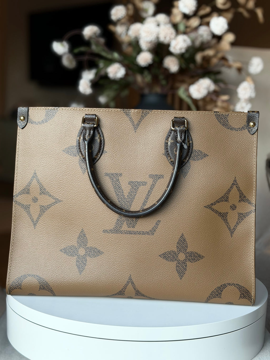 Louis Vuitton Reverse OTG MM