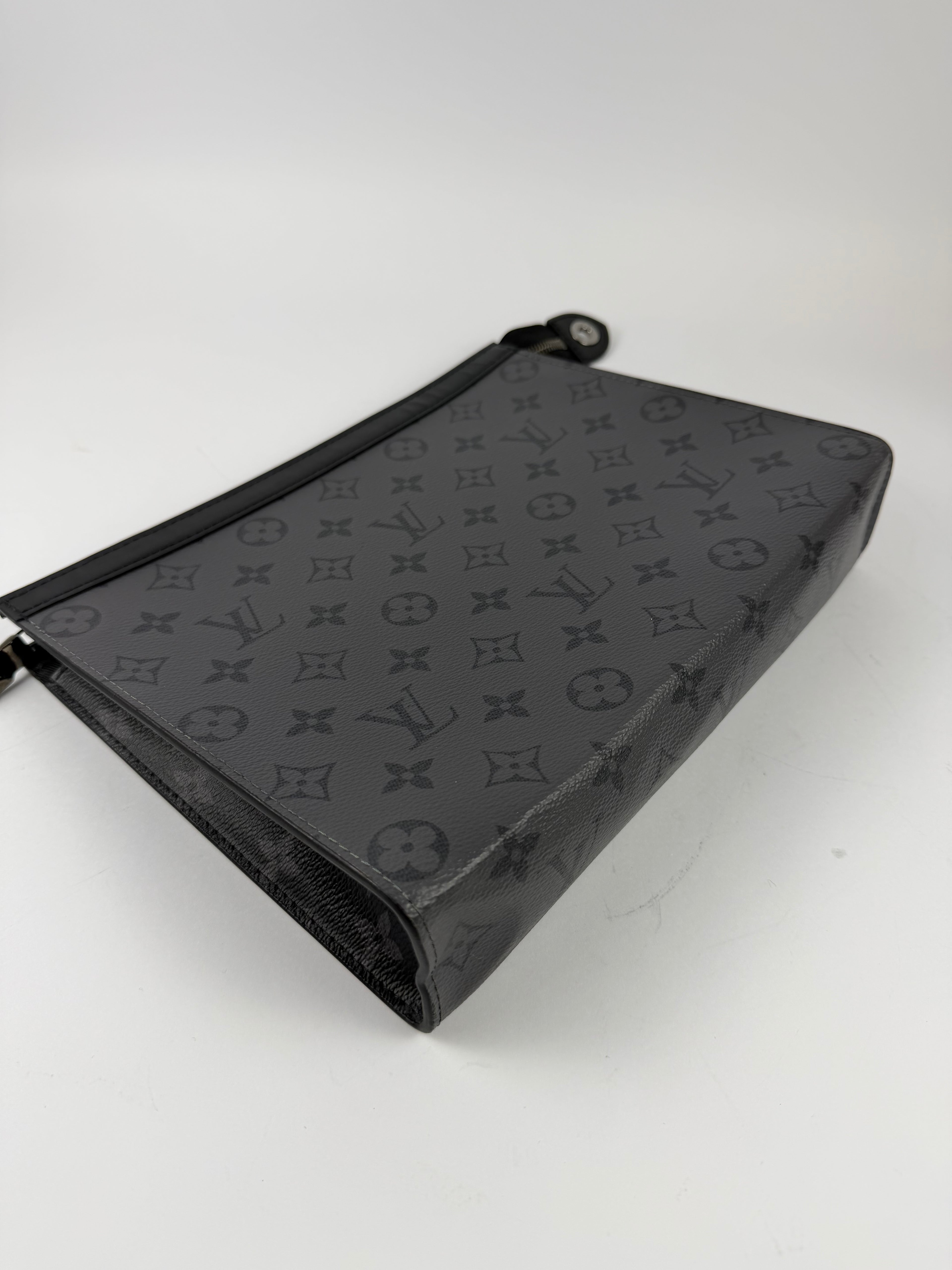Louis Vuitton Pochette