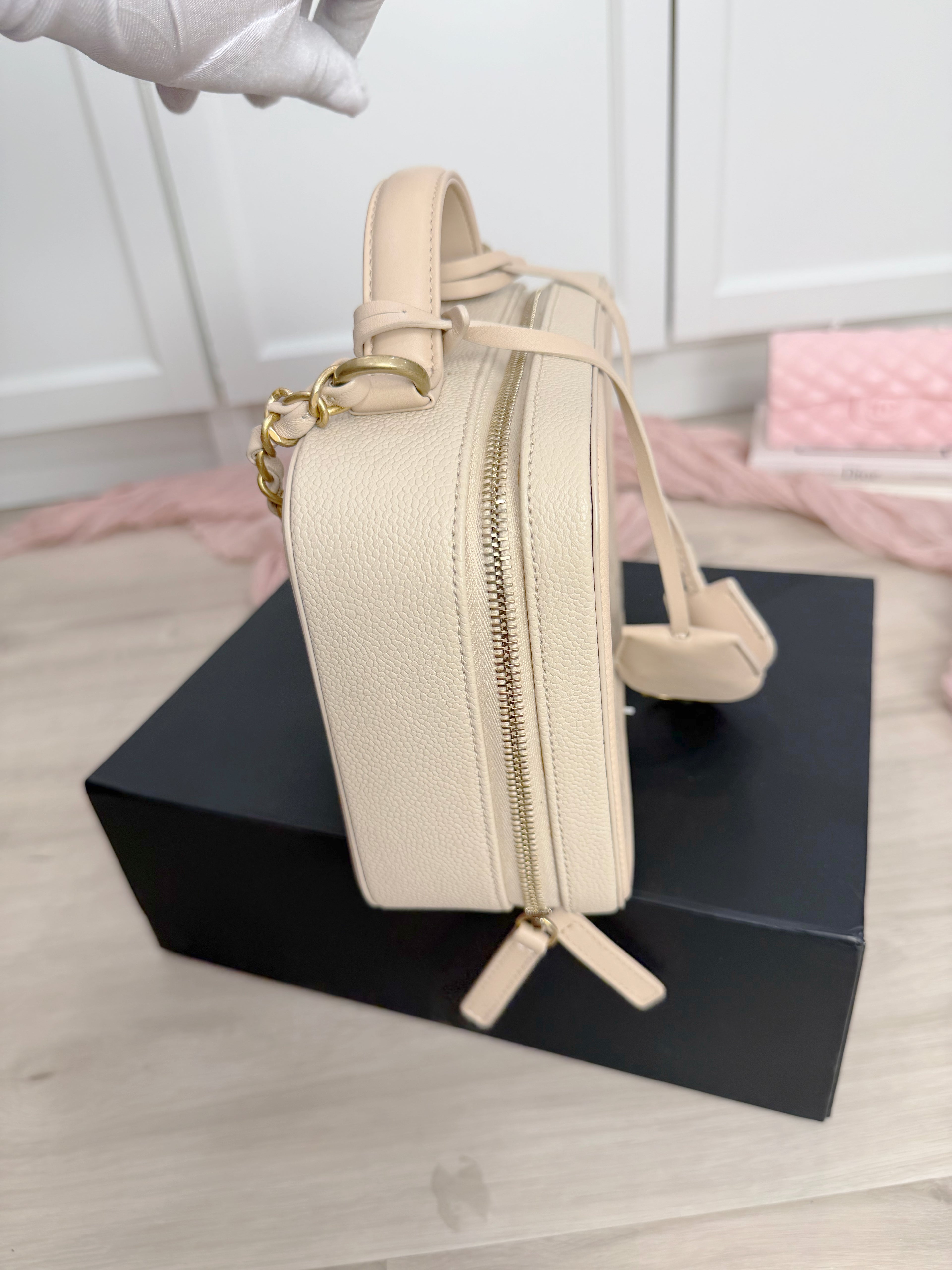 Chanel Caviar Medium Vanity