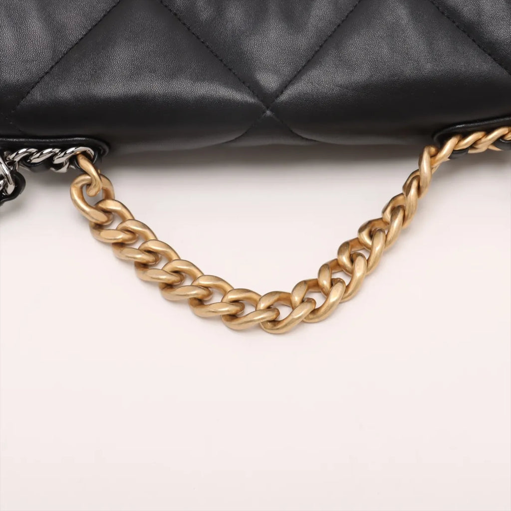 Chanel 19 Black