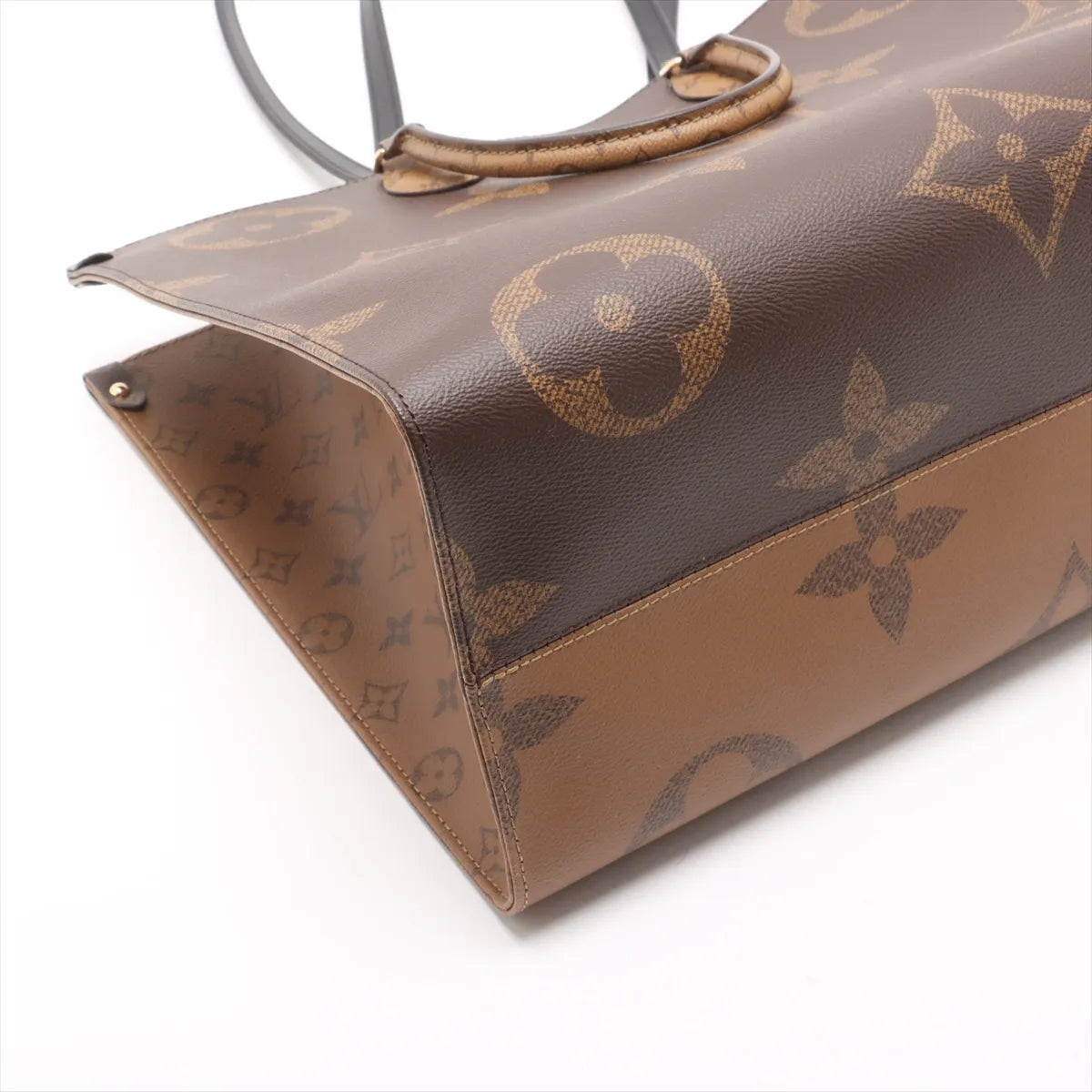 Louis Vuitton On The Go GM