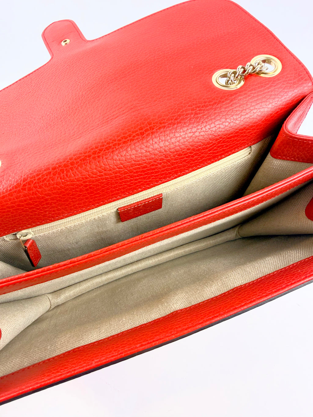 Gucci Interlocking Crossbody Red