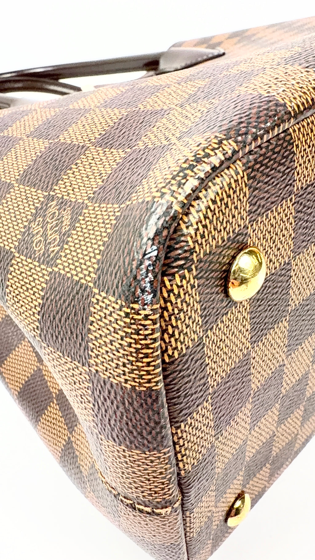 Louis Vuitton Kensington