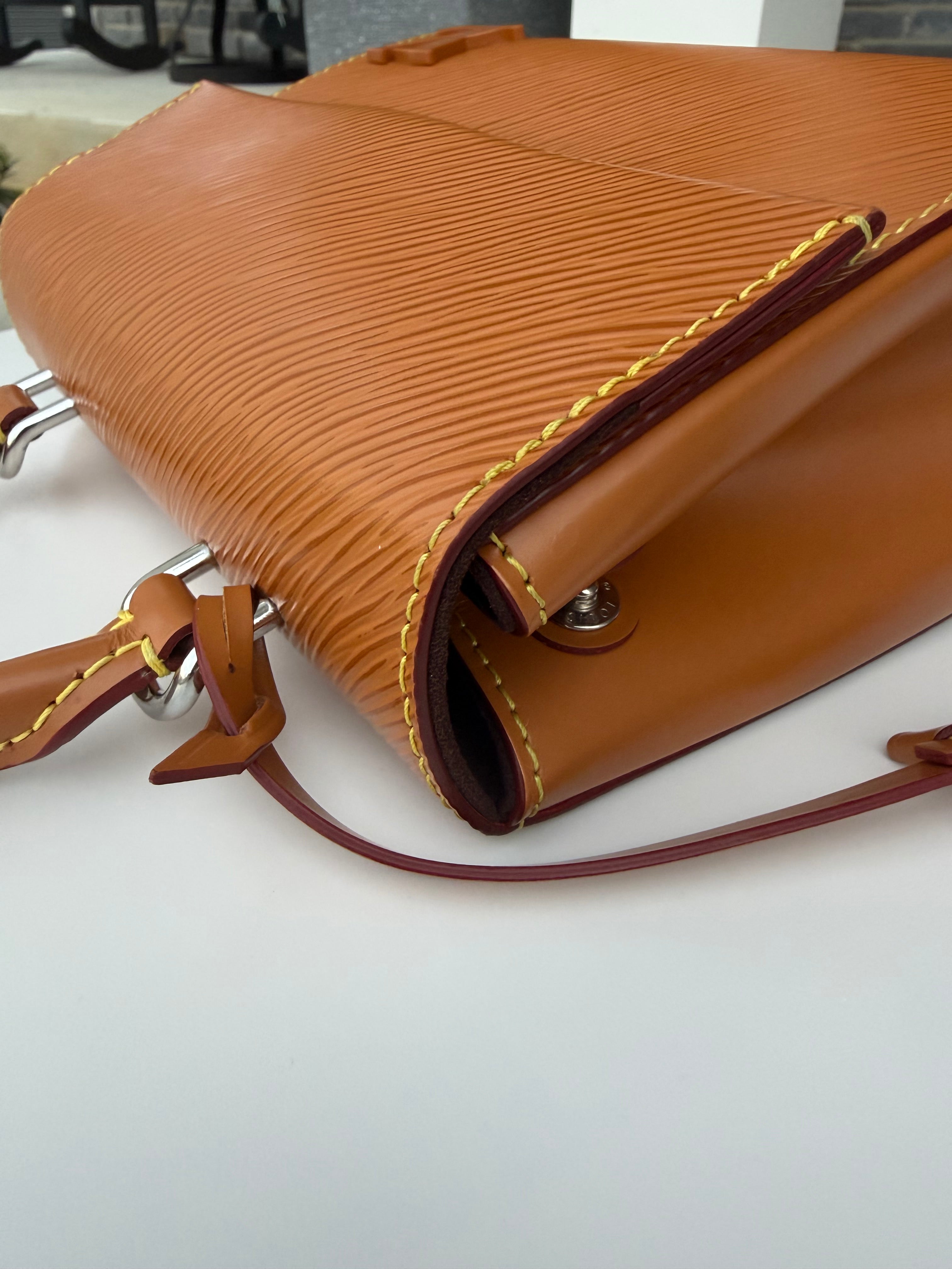 Louis Vuitton Cluny