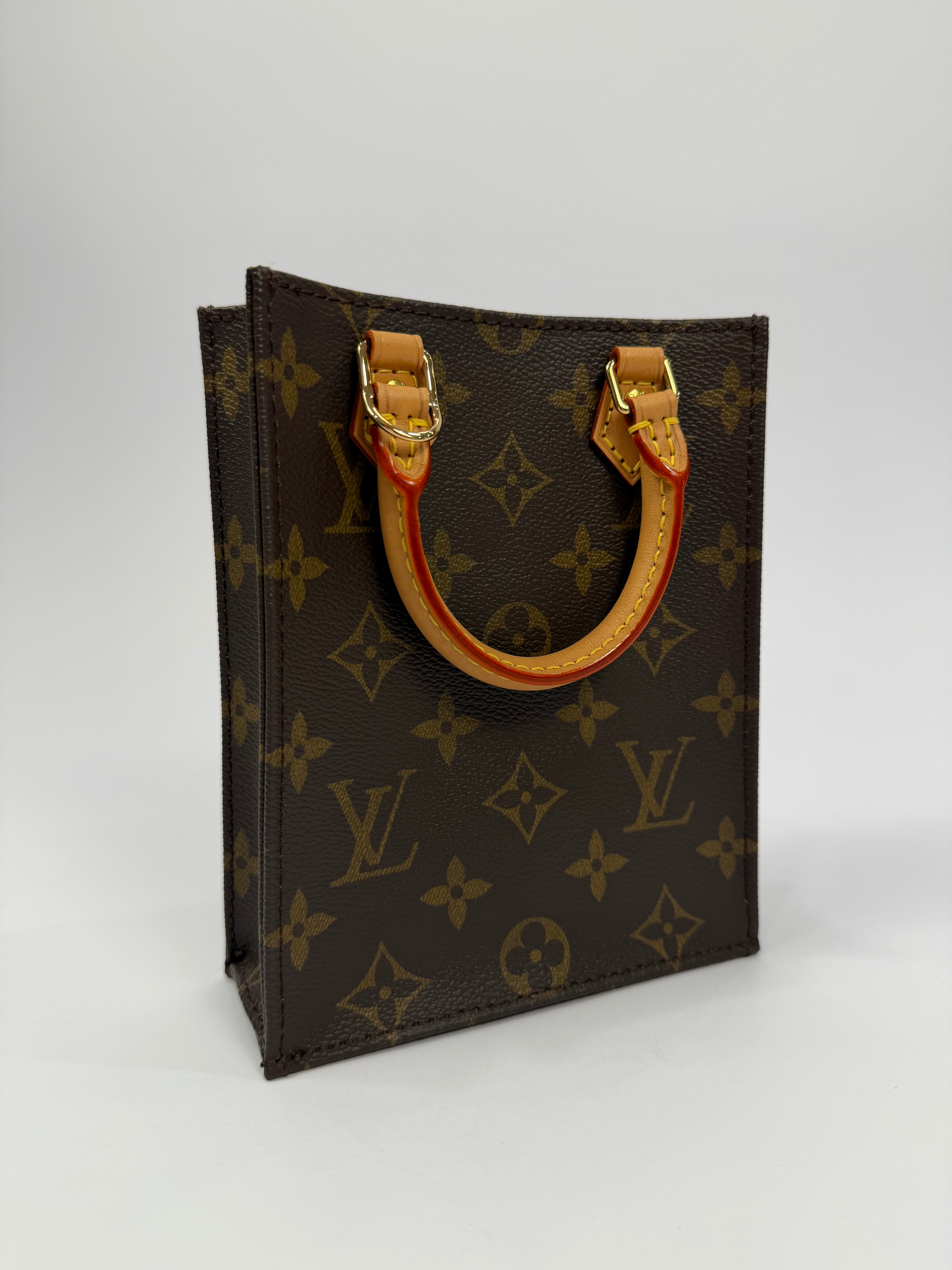 Louis Vuitton Sac Plat
