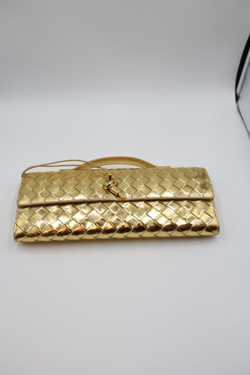 Bottega Clutch