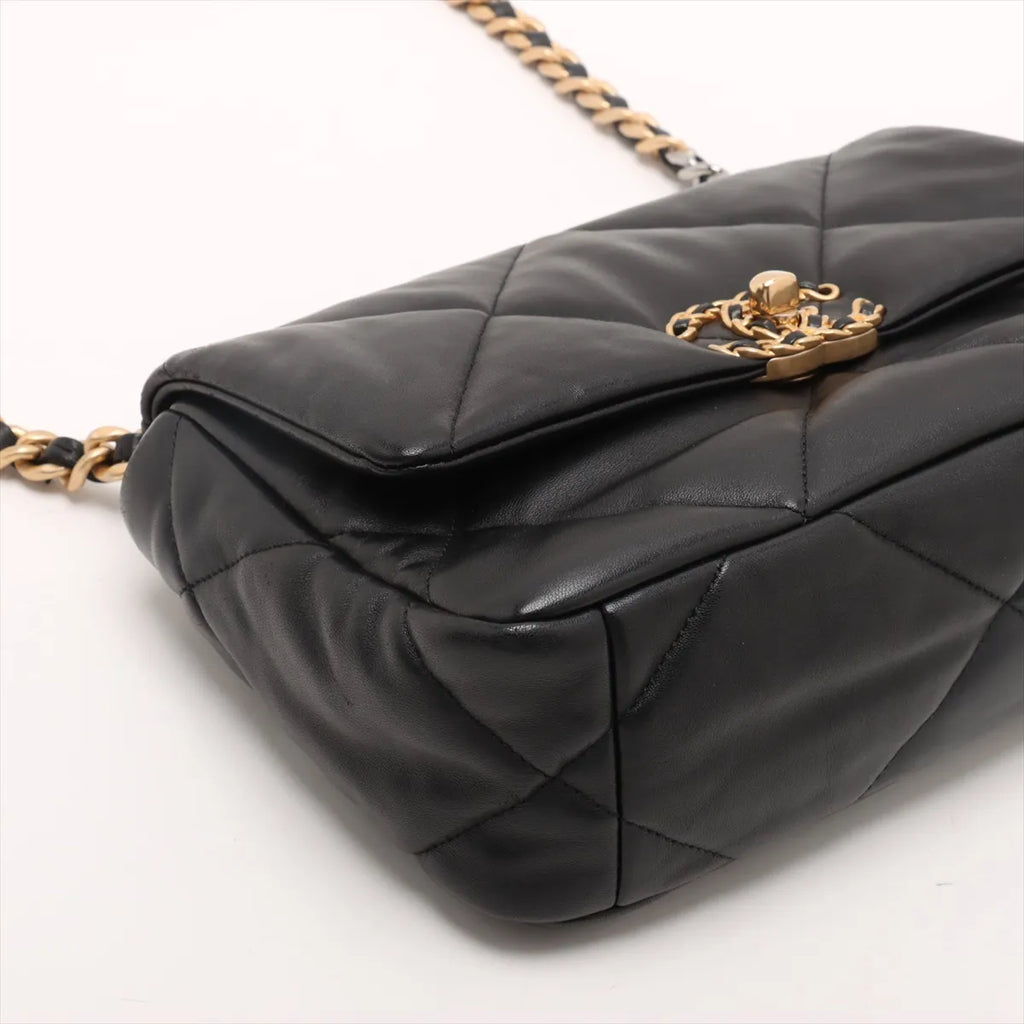 Chanel 19 Black