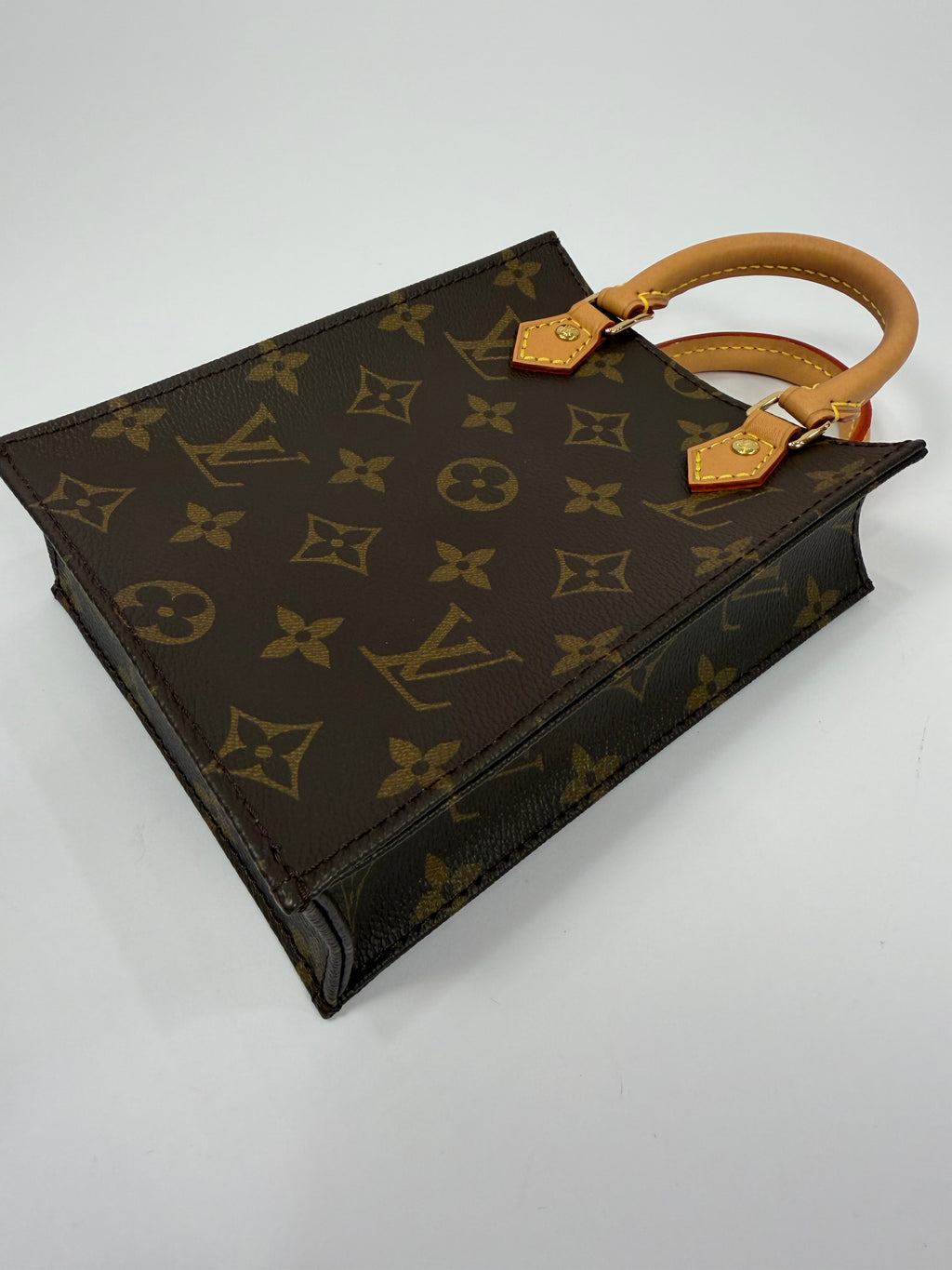 Louis Vuitton Sac Plat