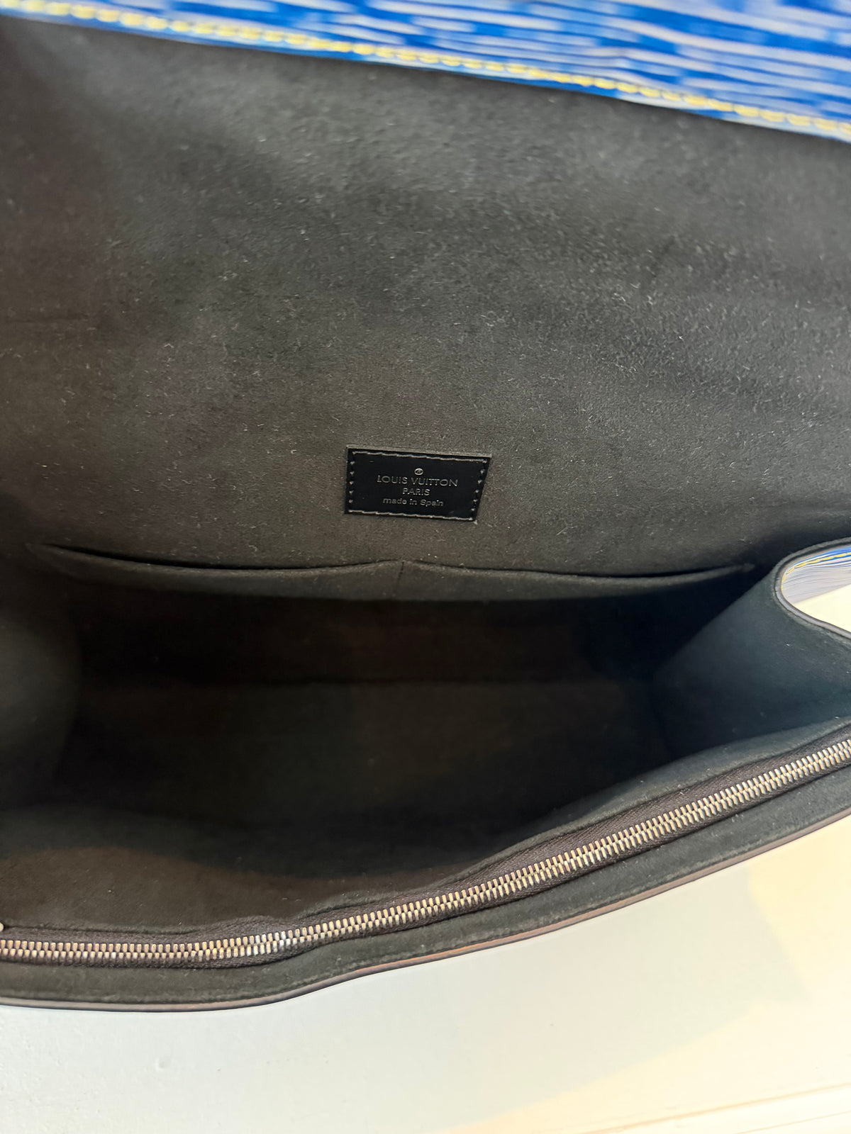 Louis Vuitton Epi Cluny