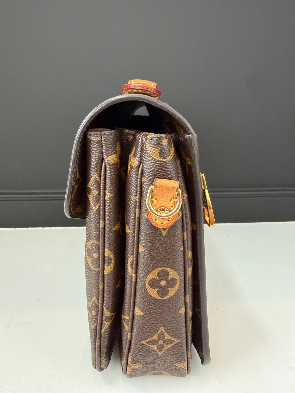 Louis Vuitton Metis