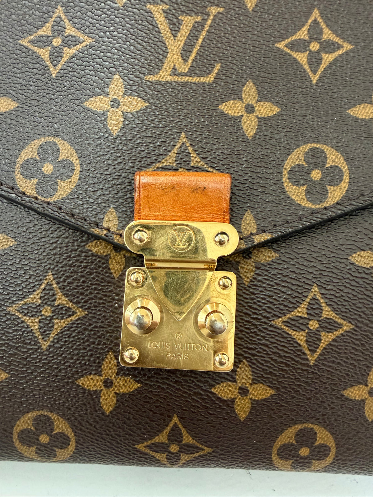 Louis Vuitton Metis