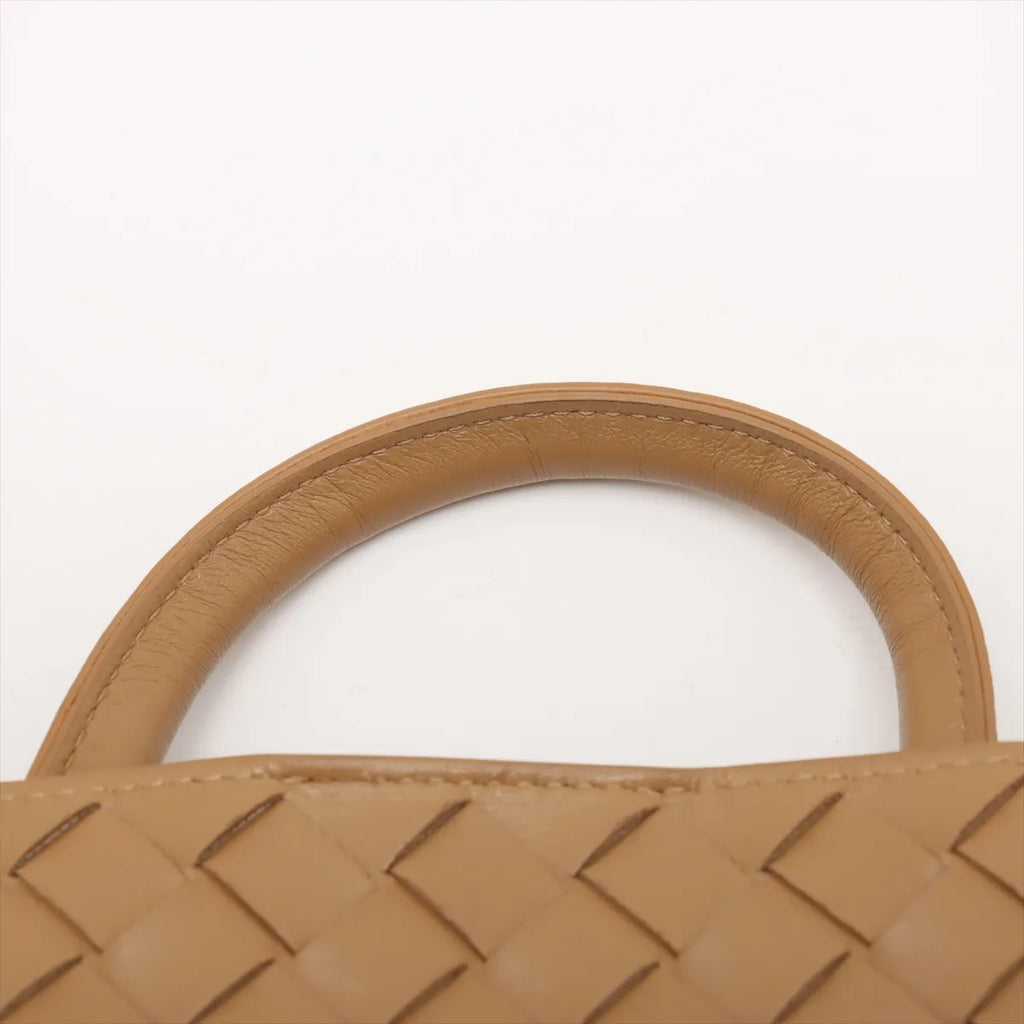Bottega Andiamo Tan Medium