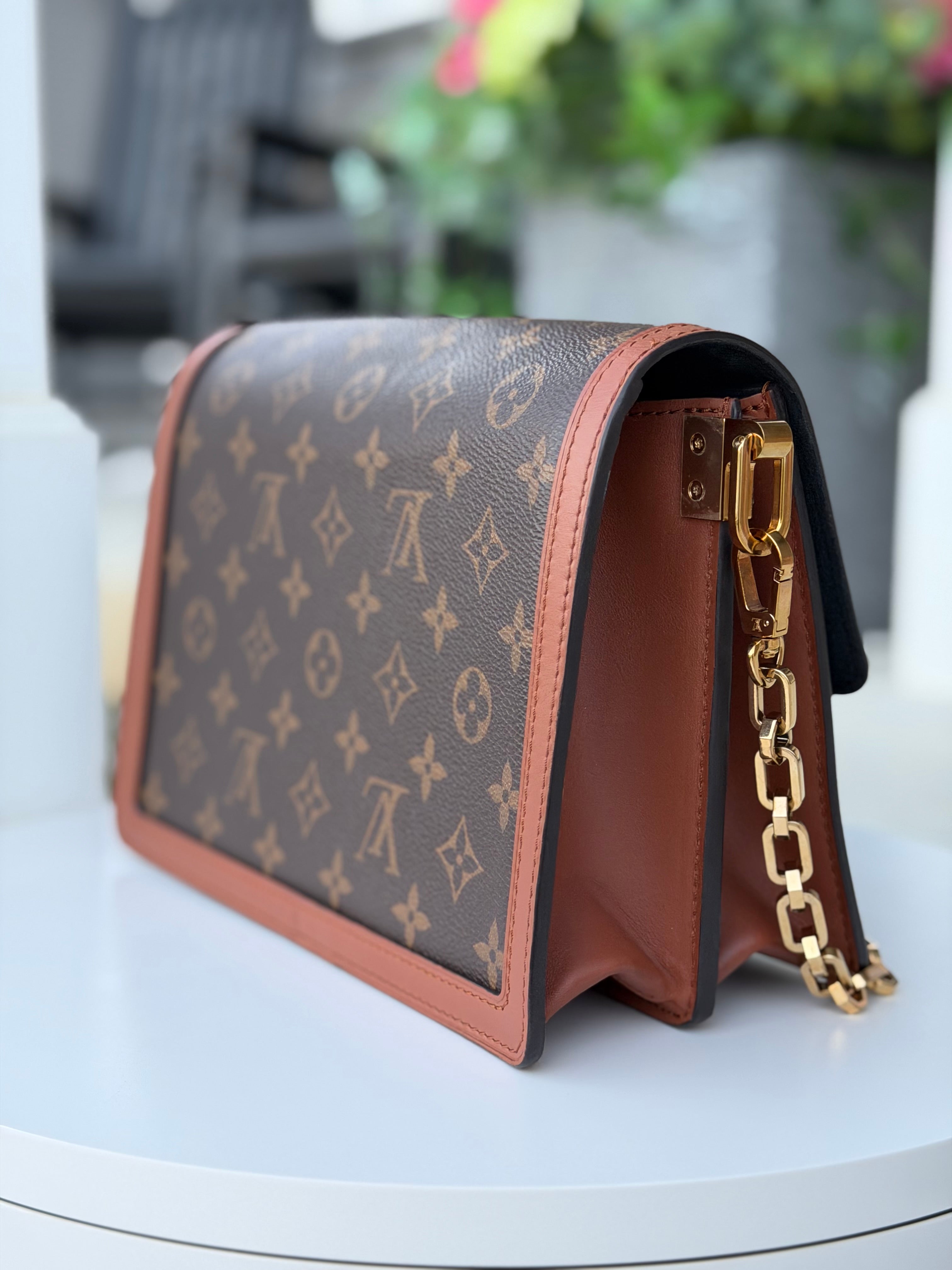 Louis Vuitton Dauphine MM