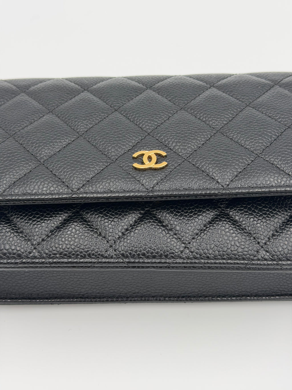 Chanel Caviar Wallet on Chain