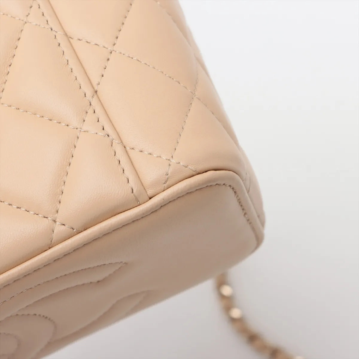 Chanel Matelasse Lambskin Chain Shoulder Bag Vanity Beige